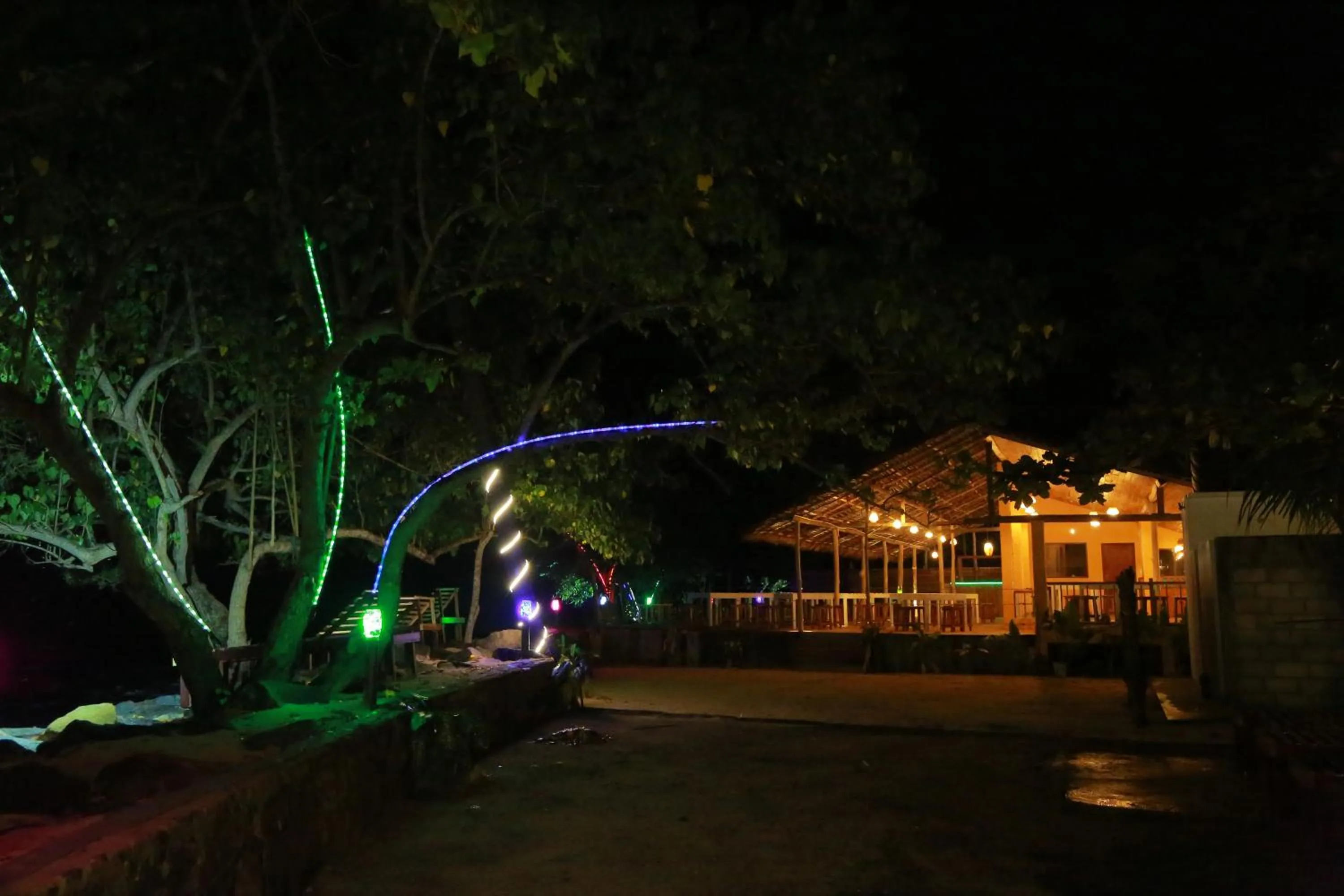 New Ocean Vibes Ahangama