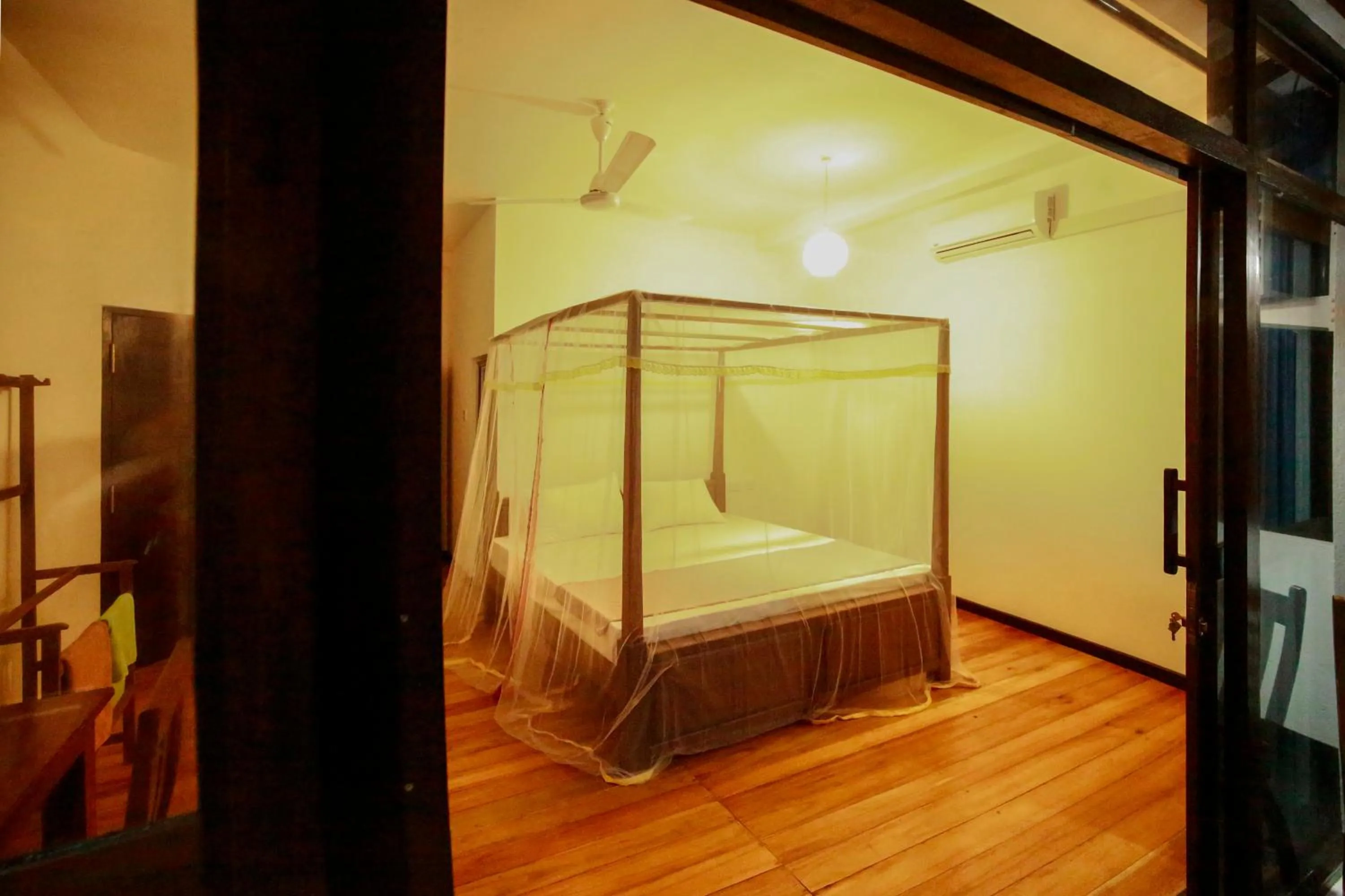 Bed in New Ocean Vibes Ahangama