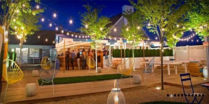 Lounge or bar in Capri Southampton