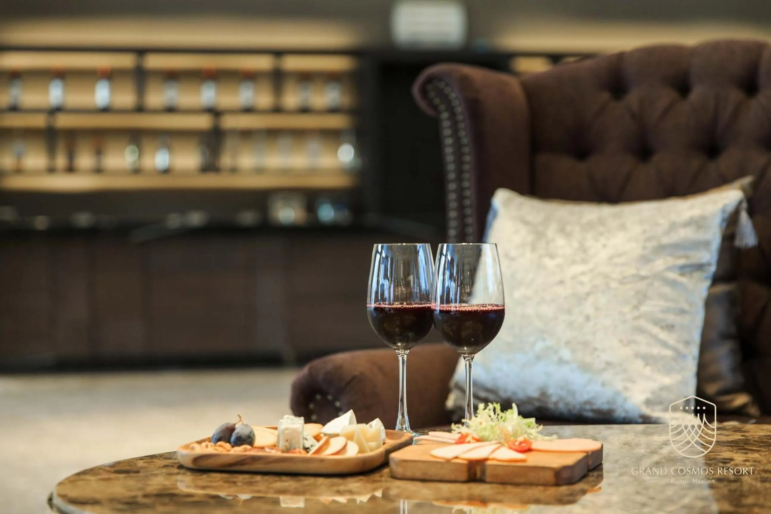 Lounge or bar in Grand Cosmos Resort Ruisui Hualien