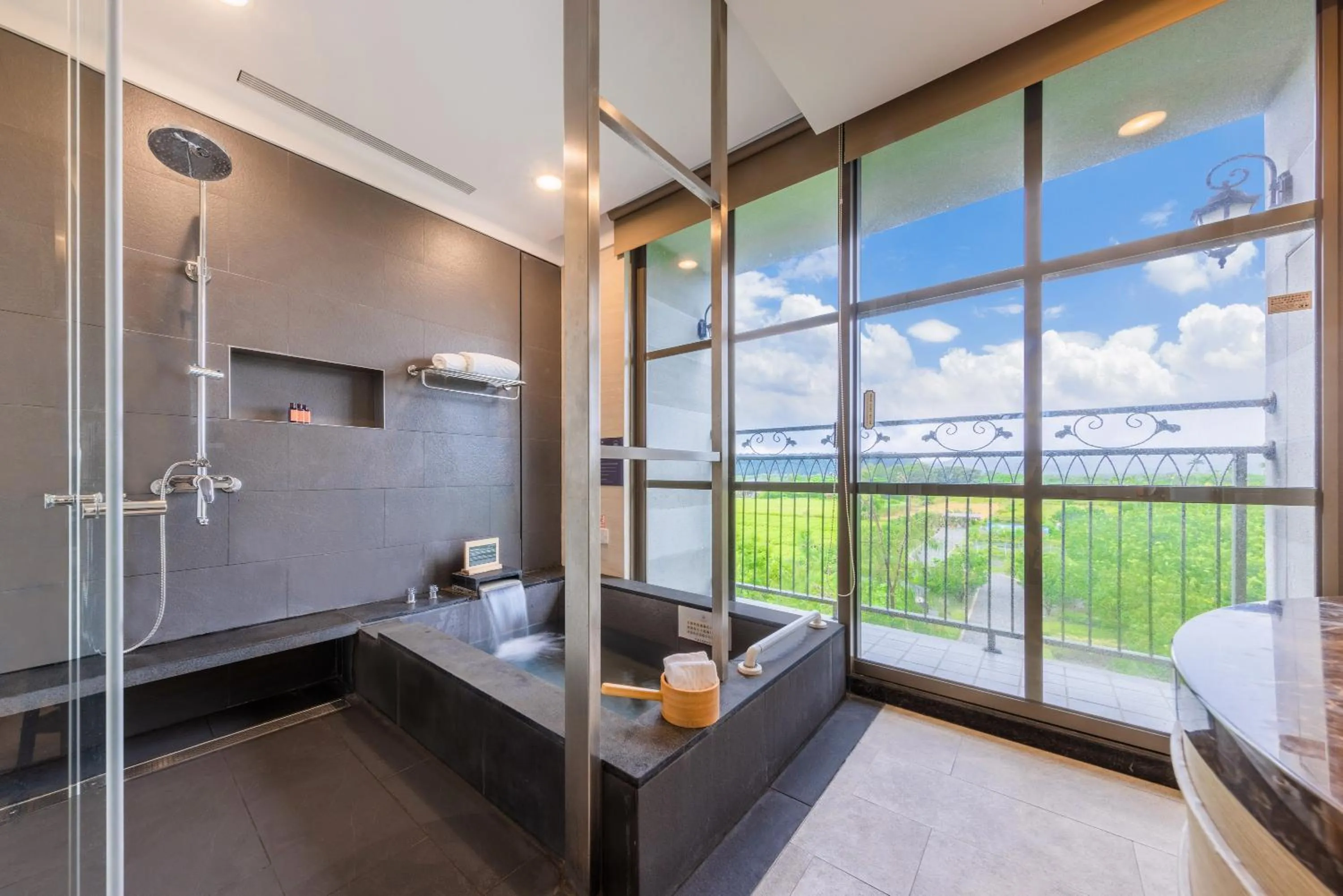 Bath in Grand Cosmos Resort Ruisui Hualien
