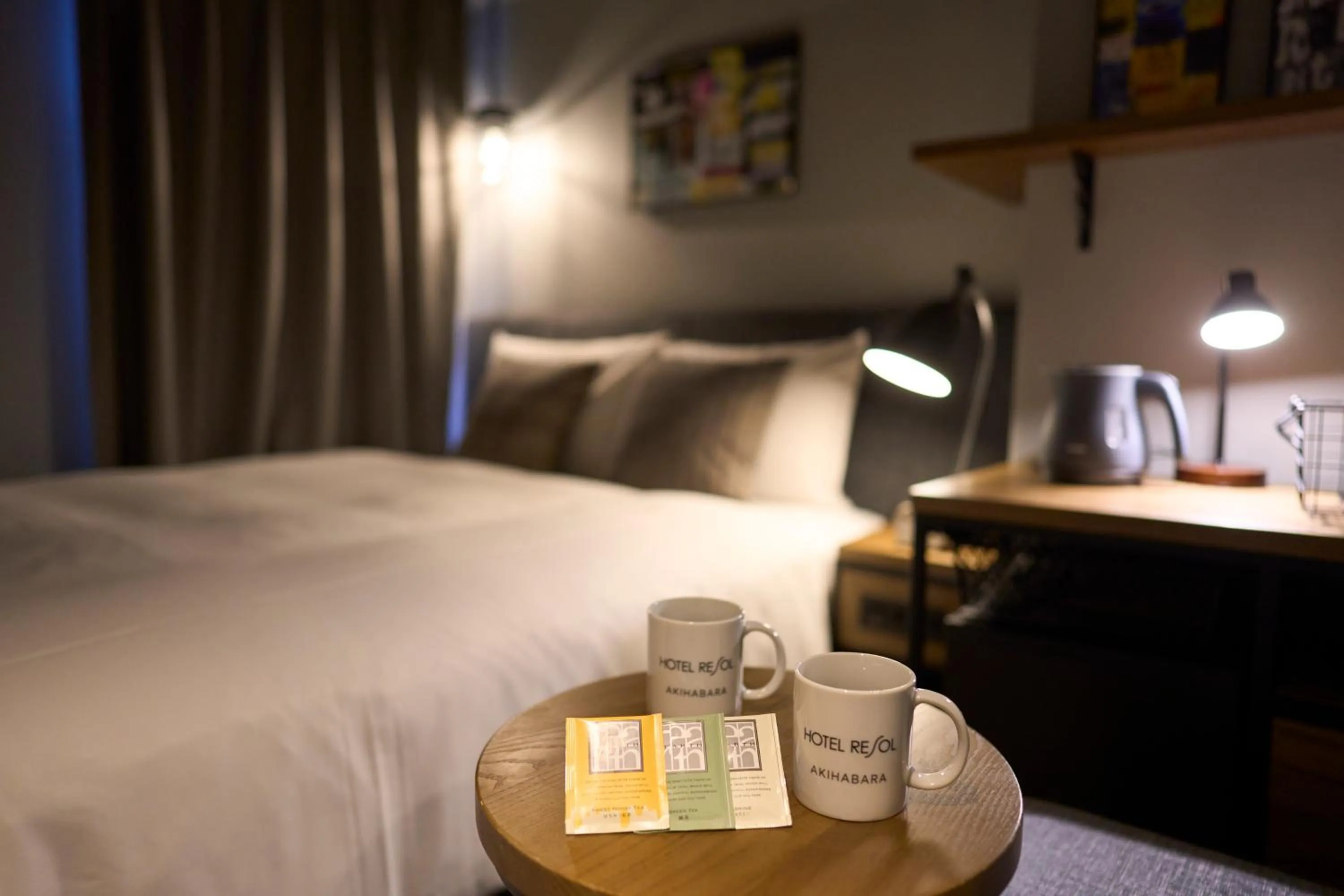 Drinks, Bed in Hotel Resol Akihabara