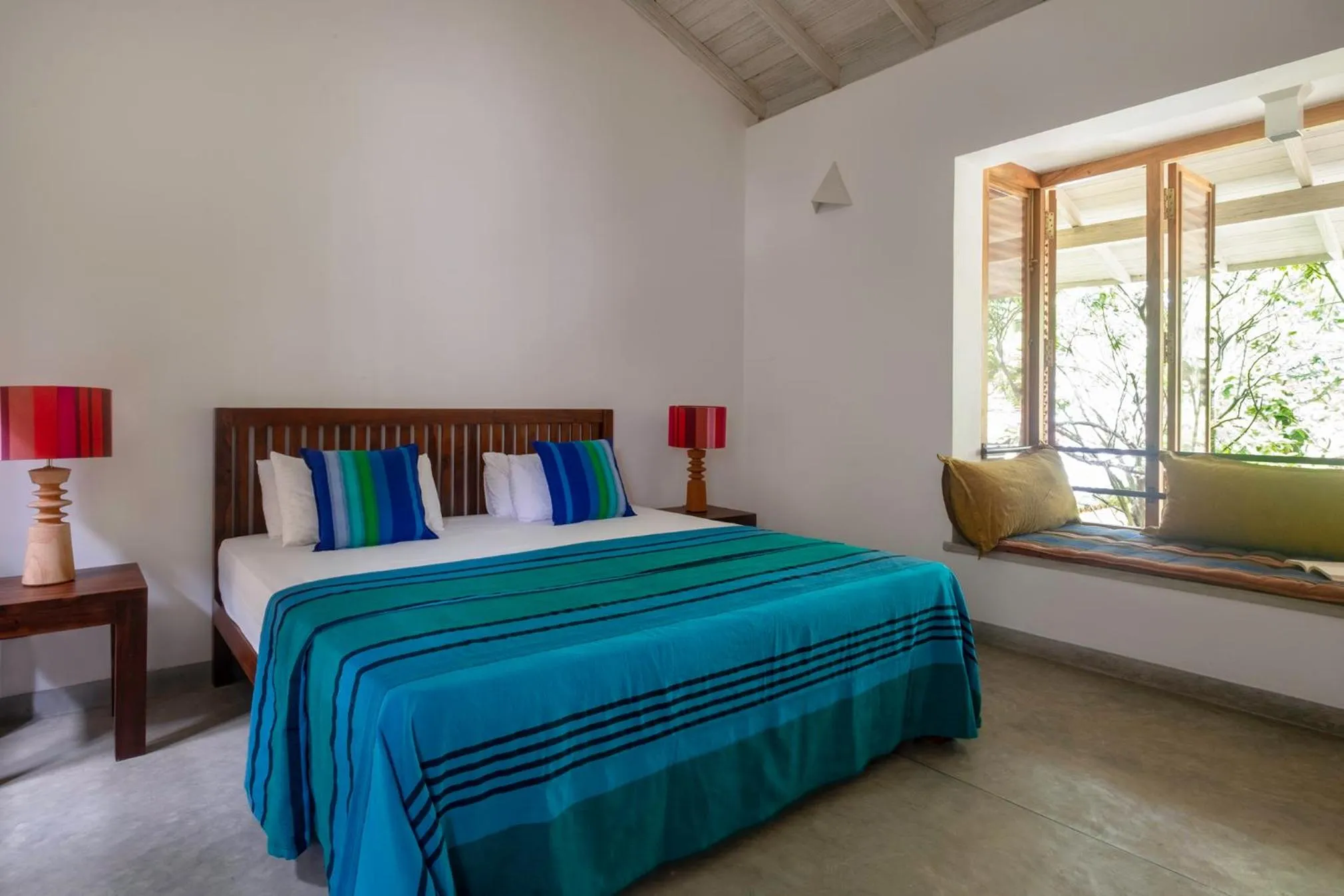 Bed in 50 CHURCH STREET - GALLE FORT