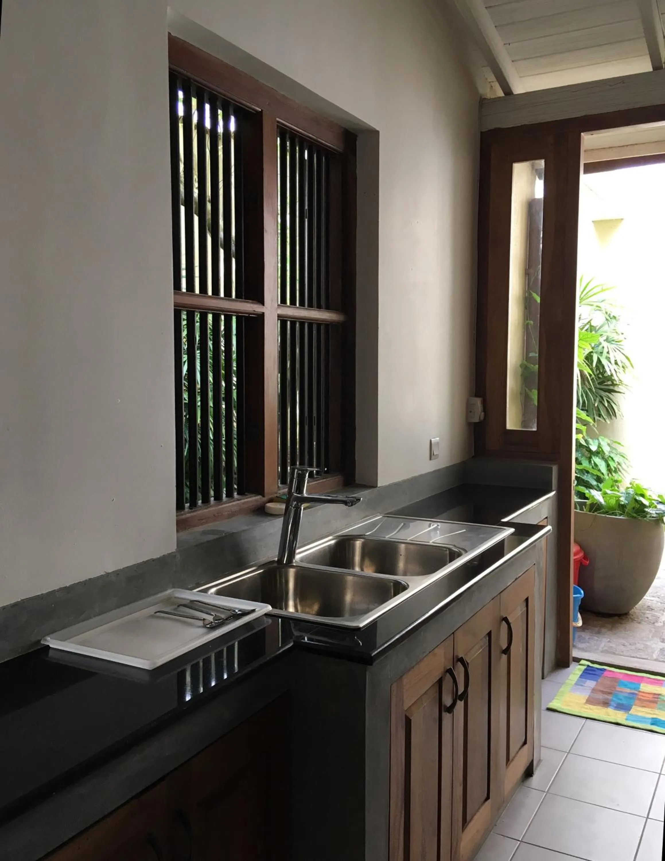 Communal kitchen in 50 CHURCH STREET - GALLE FORT