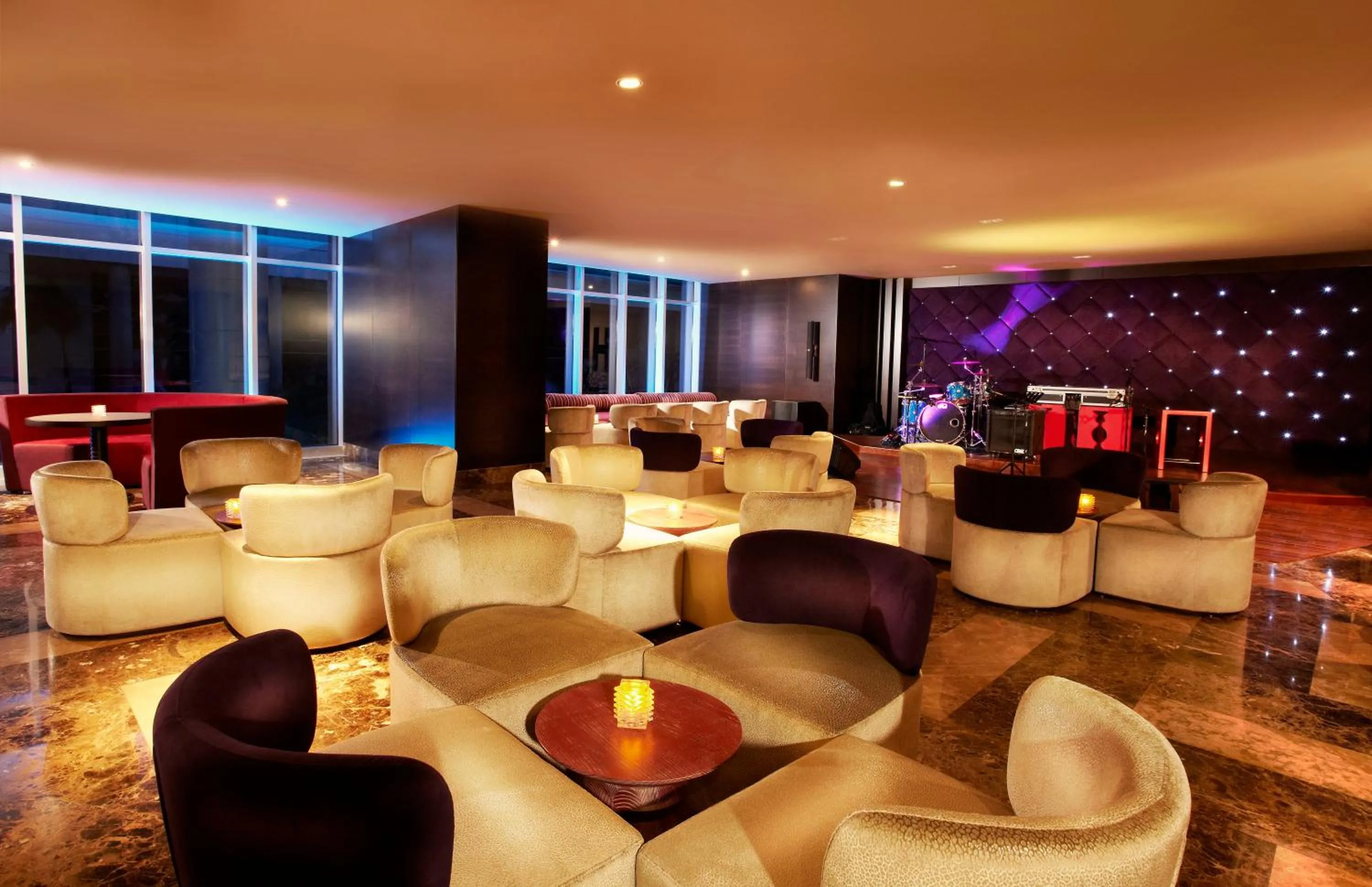 Lounge or bar in Megapolis Hotel Panama