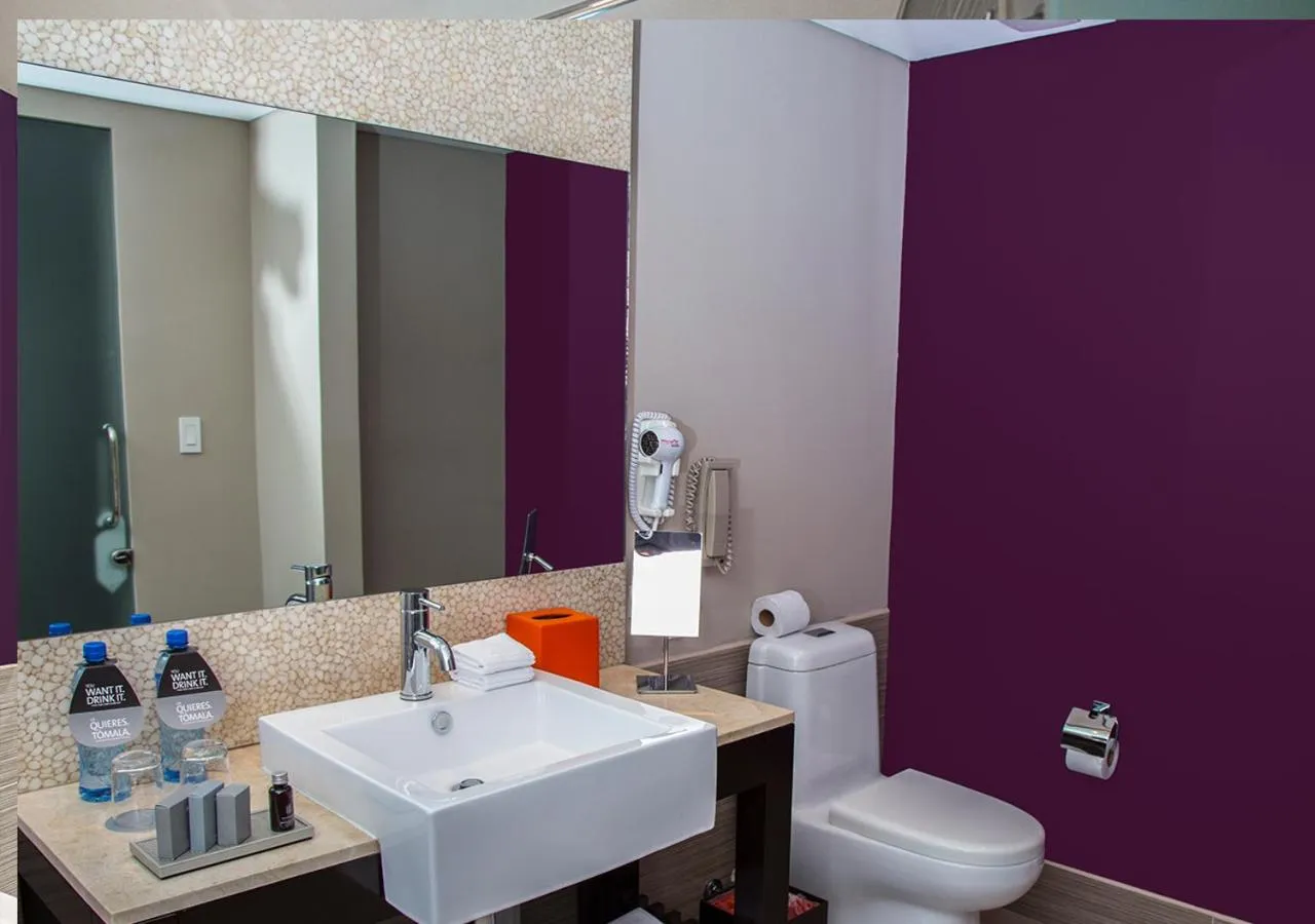 Bathroom in Megapolis Hotel Panama