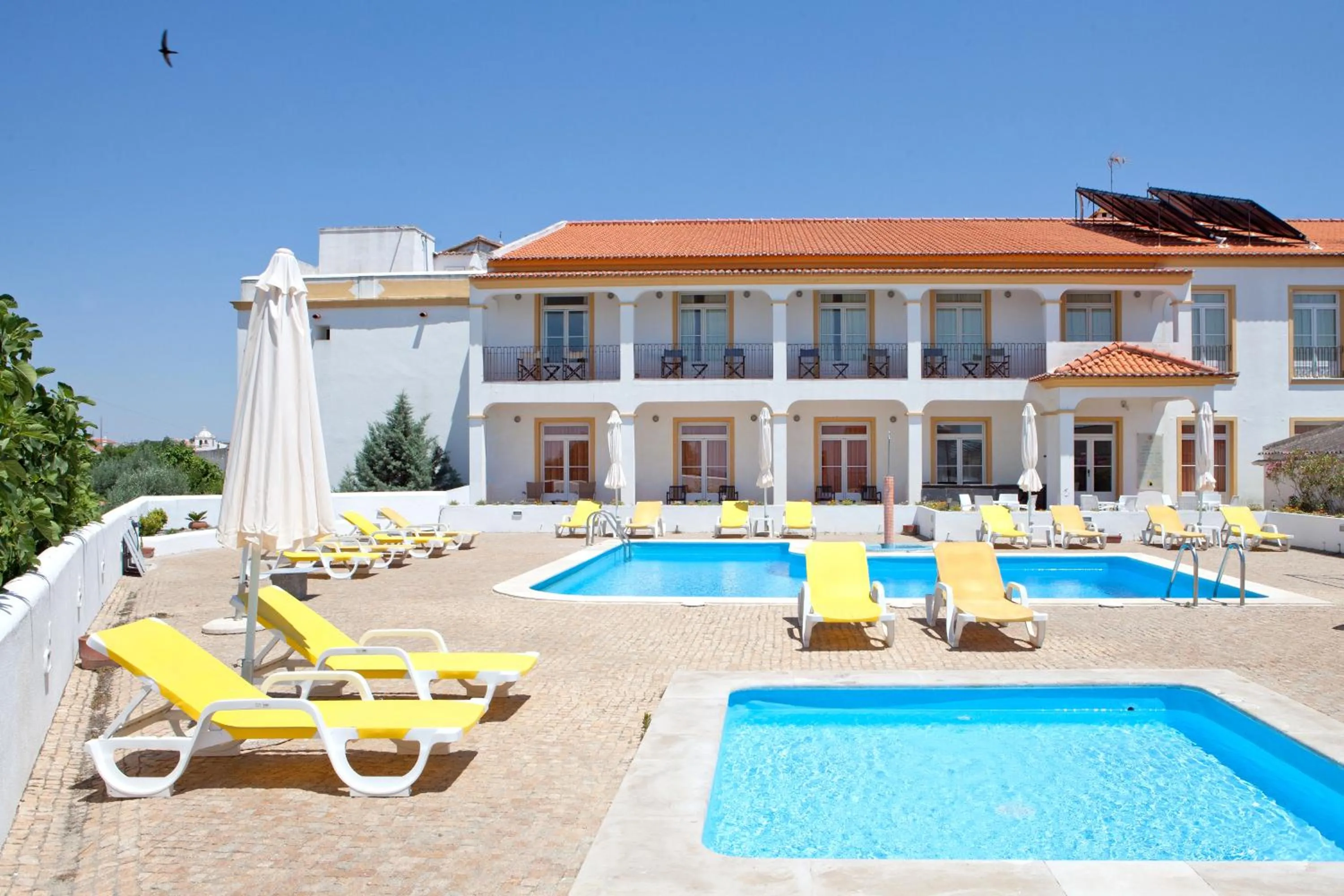 Swimming pool in Hotel Convento D'Alter by Asite Hotels
