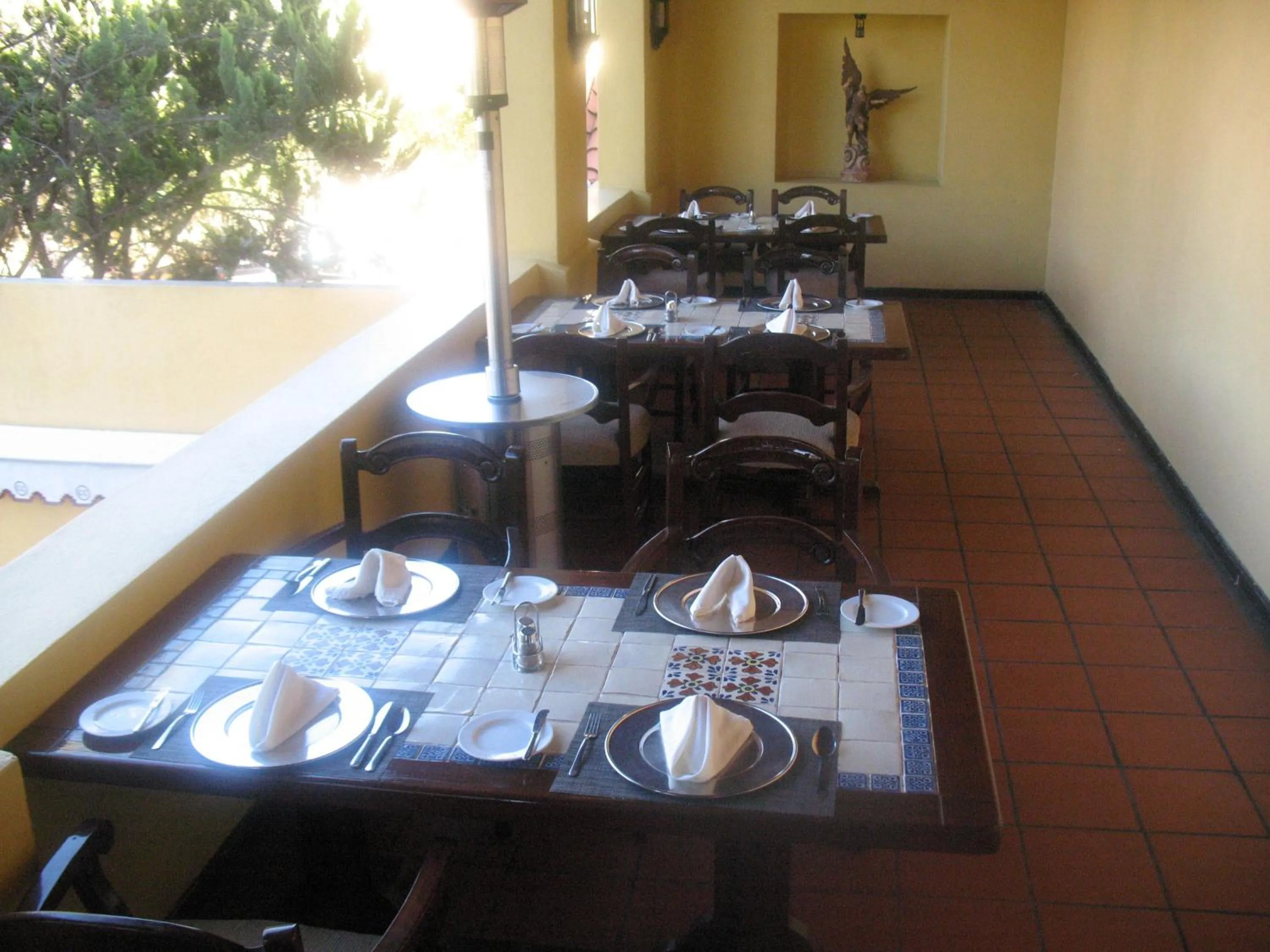 Restaurant/places to eat in Casa Cantarranas