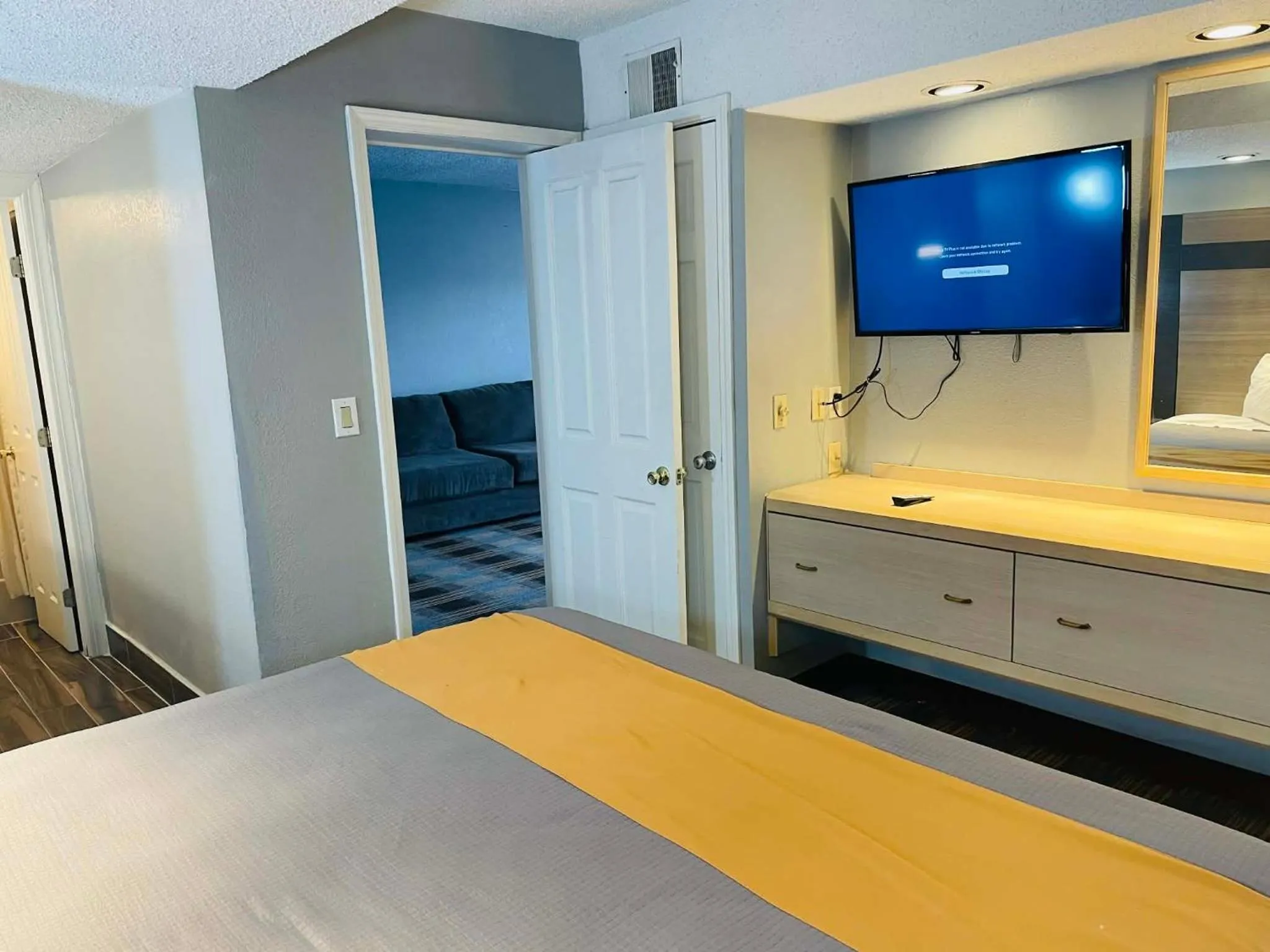 Bed in Travelodge by Wyndham Sellersburg