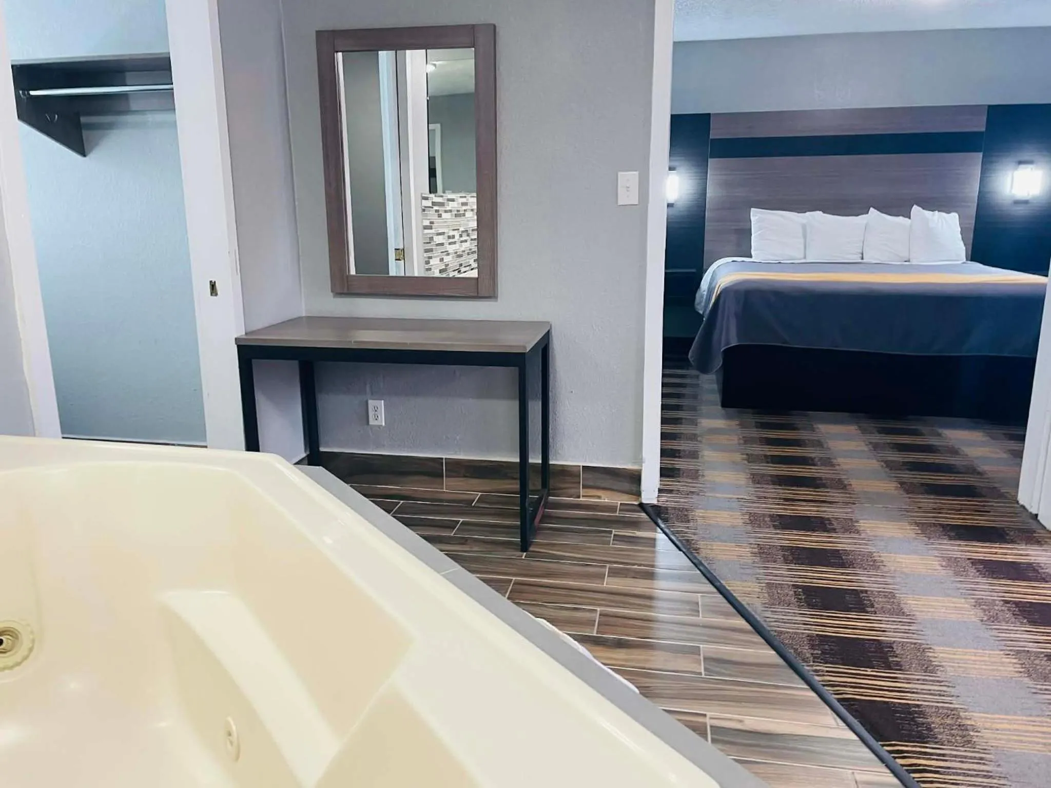 Bed in Travelodge by Wyndham Sellersburg