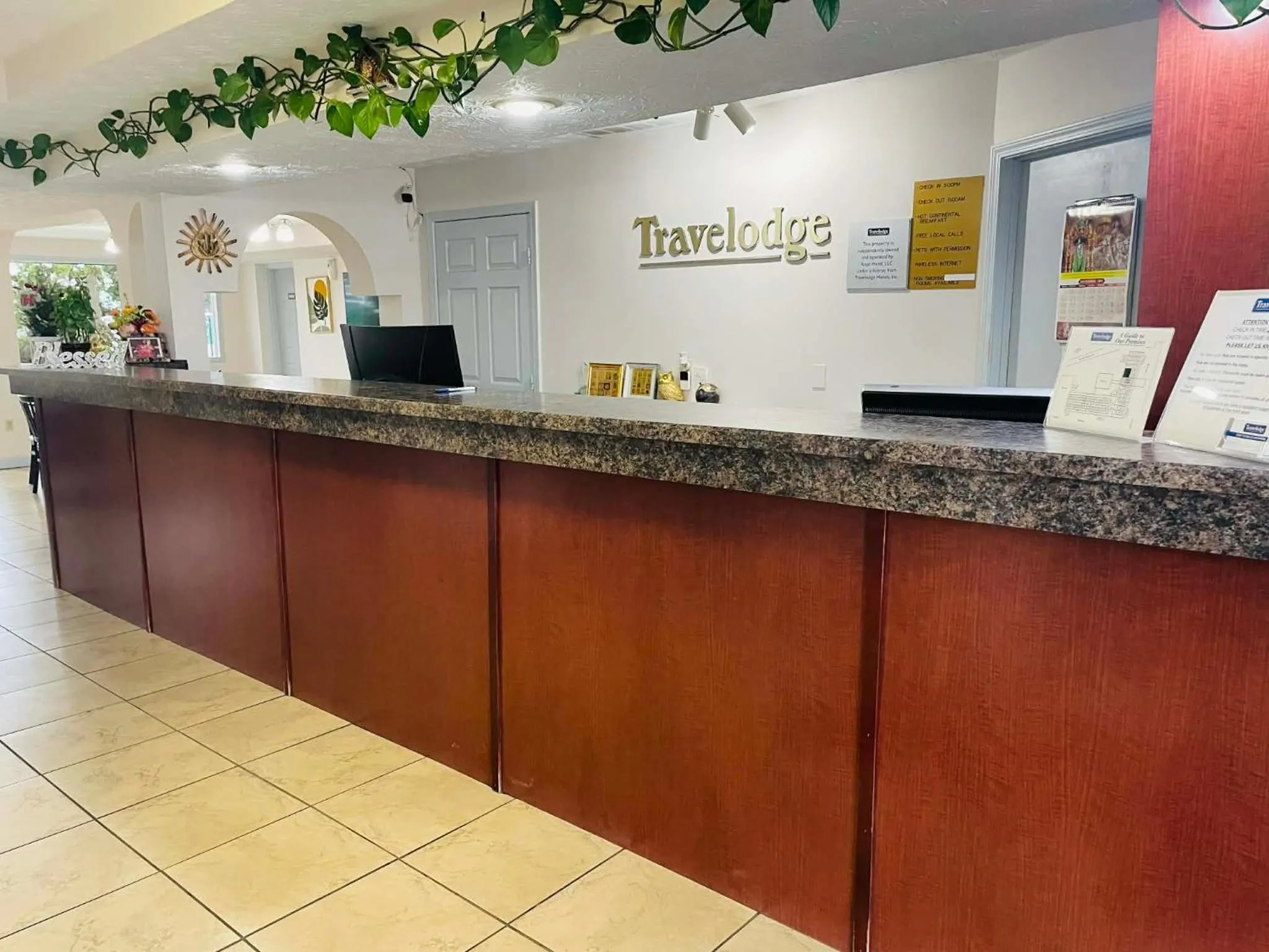Lobby or reception in Travelodge by Wyndham Sellersburg