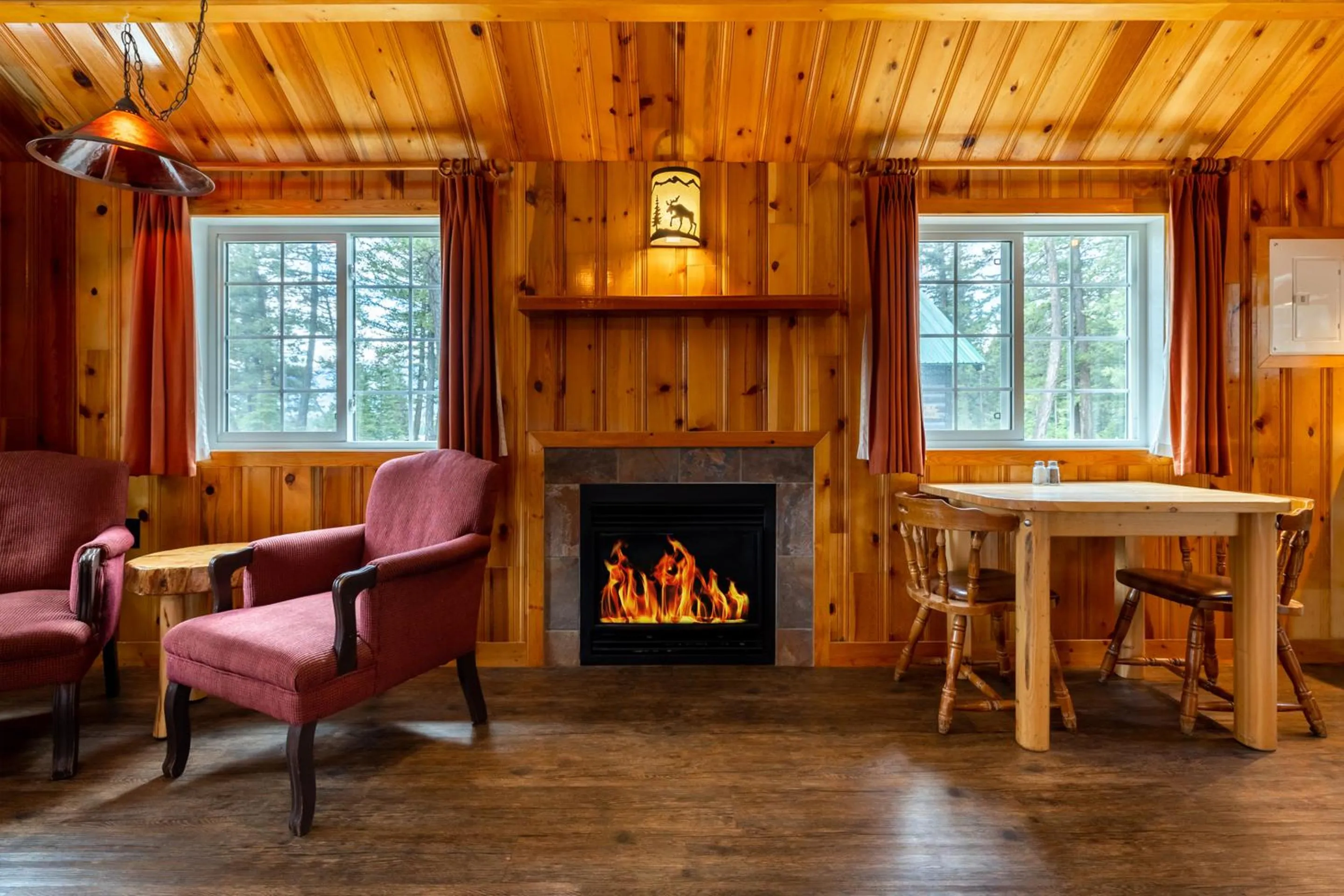 Seating area in Pine Bungalows