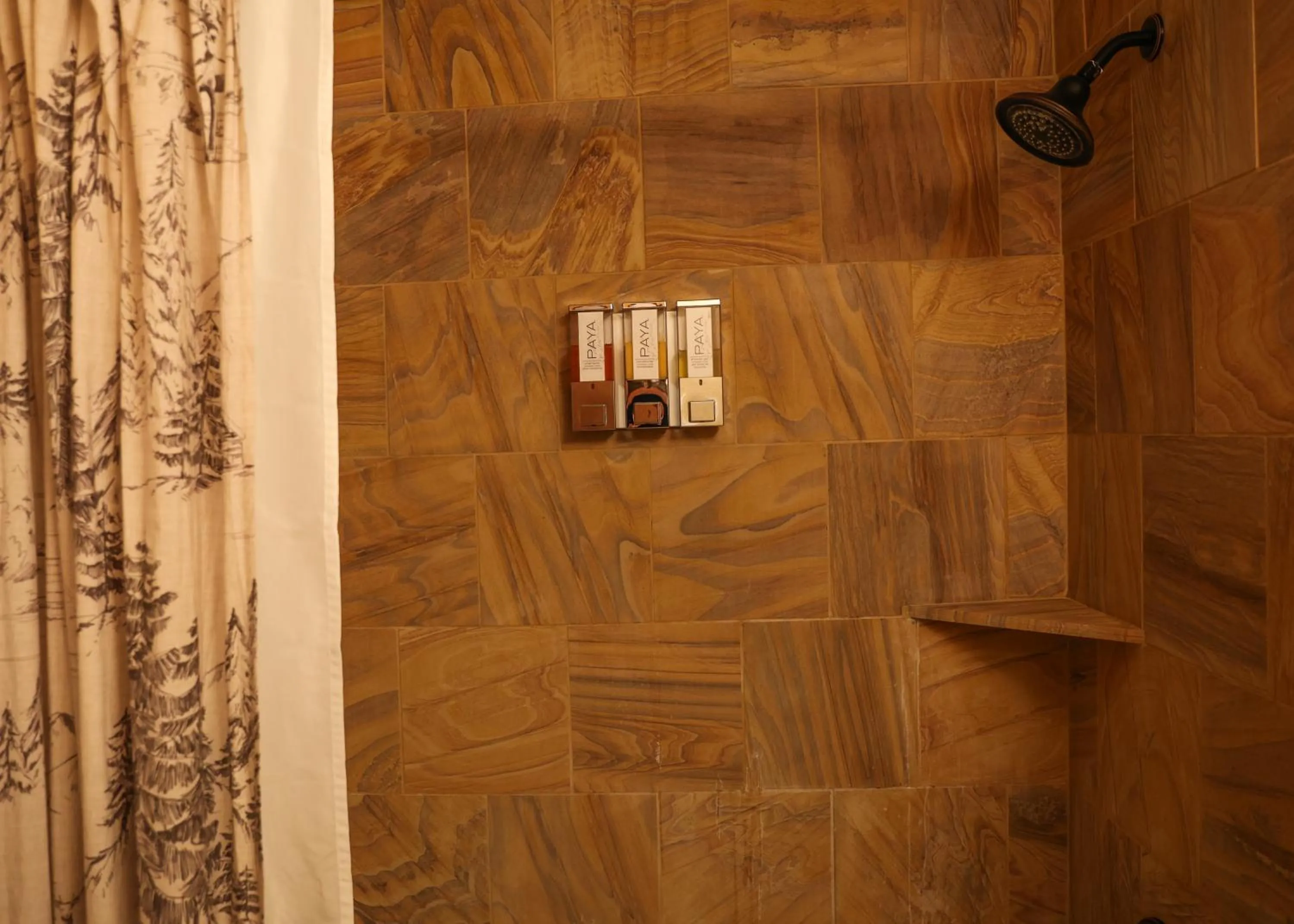 Yellowstone Gateway Inn