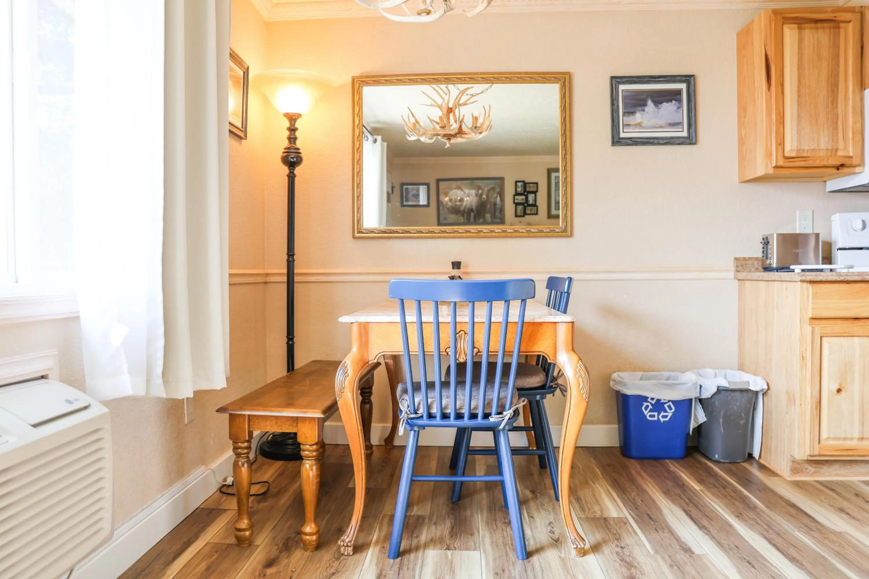 Yellowstone Gateway Inn