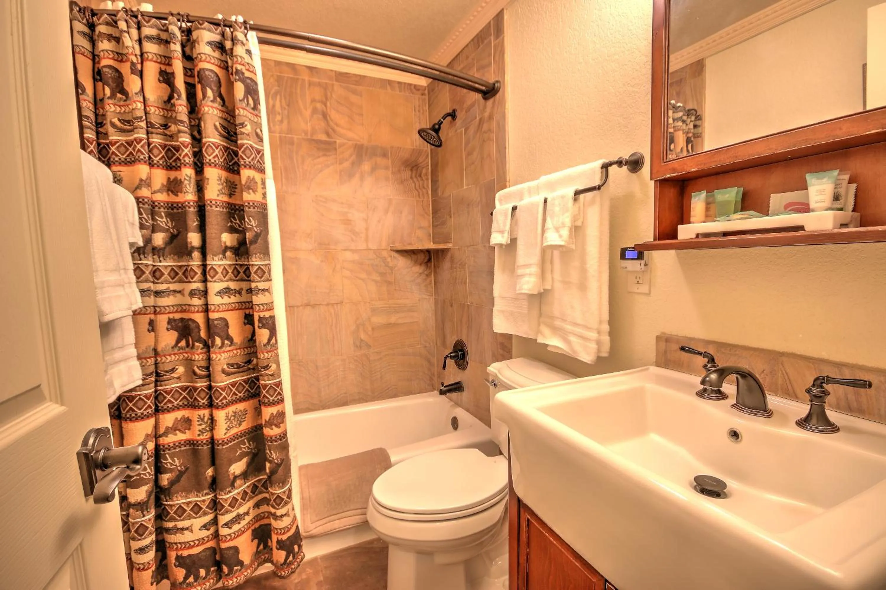 Yellowstone Gateway Inn