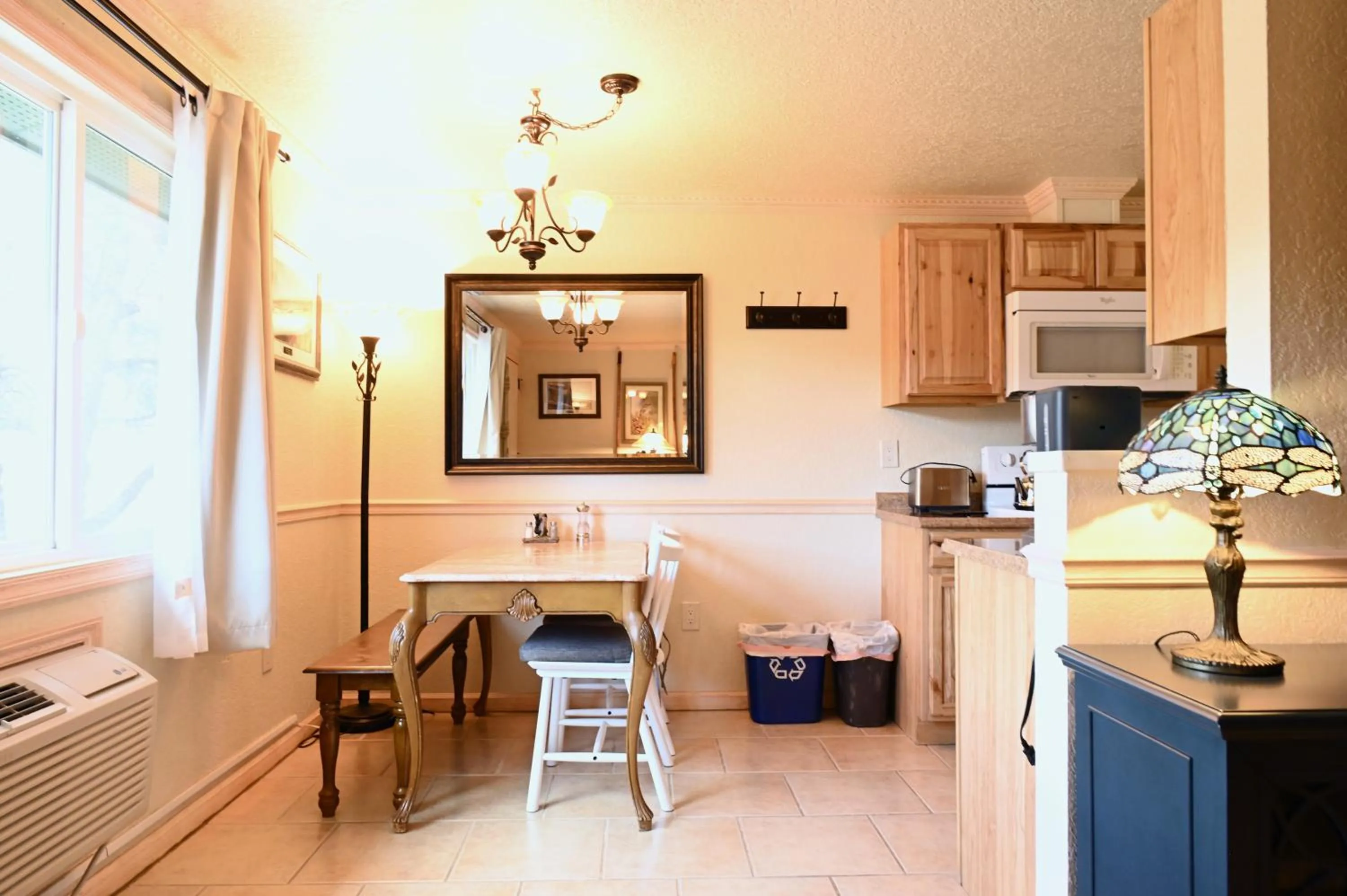 Yellowstone Gateway Inn