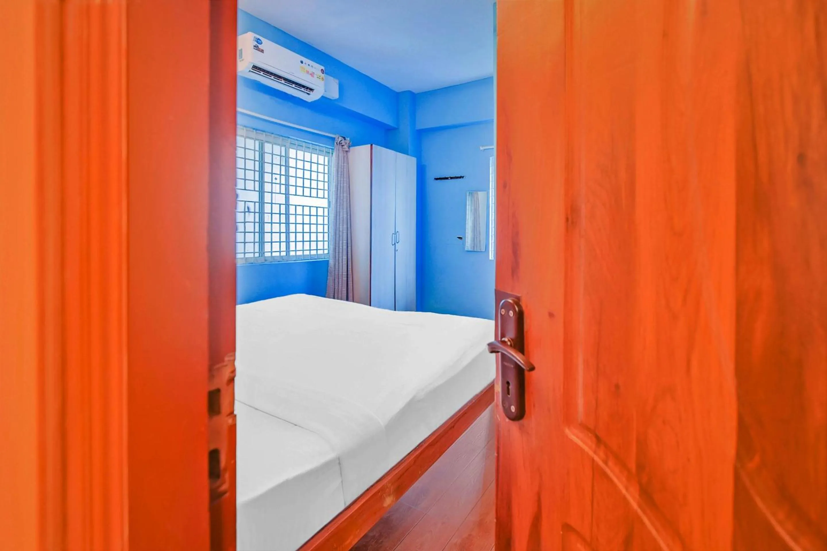 Bedroom, Bed in Hotel O Sri Sai Guru Comforts