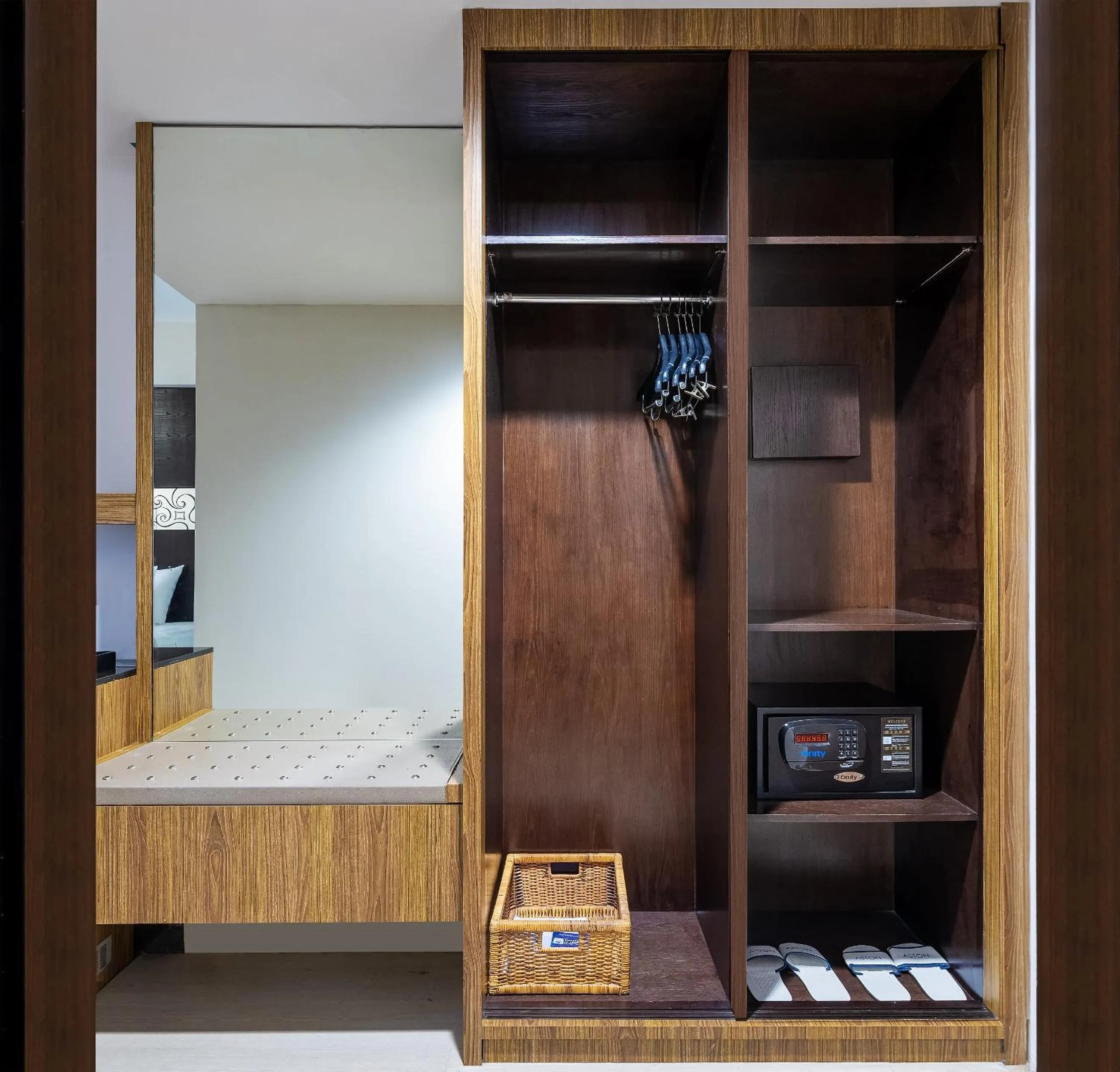 wardrobe, Bed in Aston Makassar Hotel & Convention Center