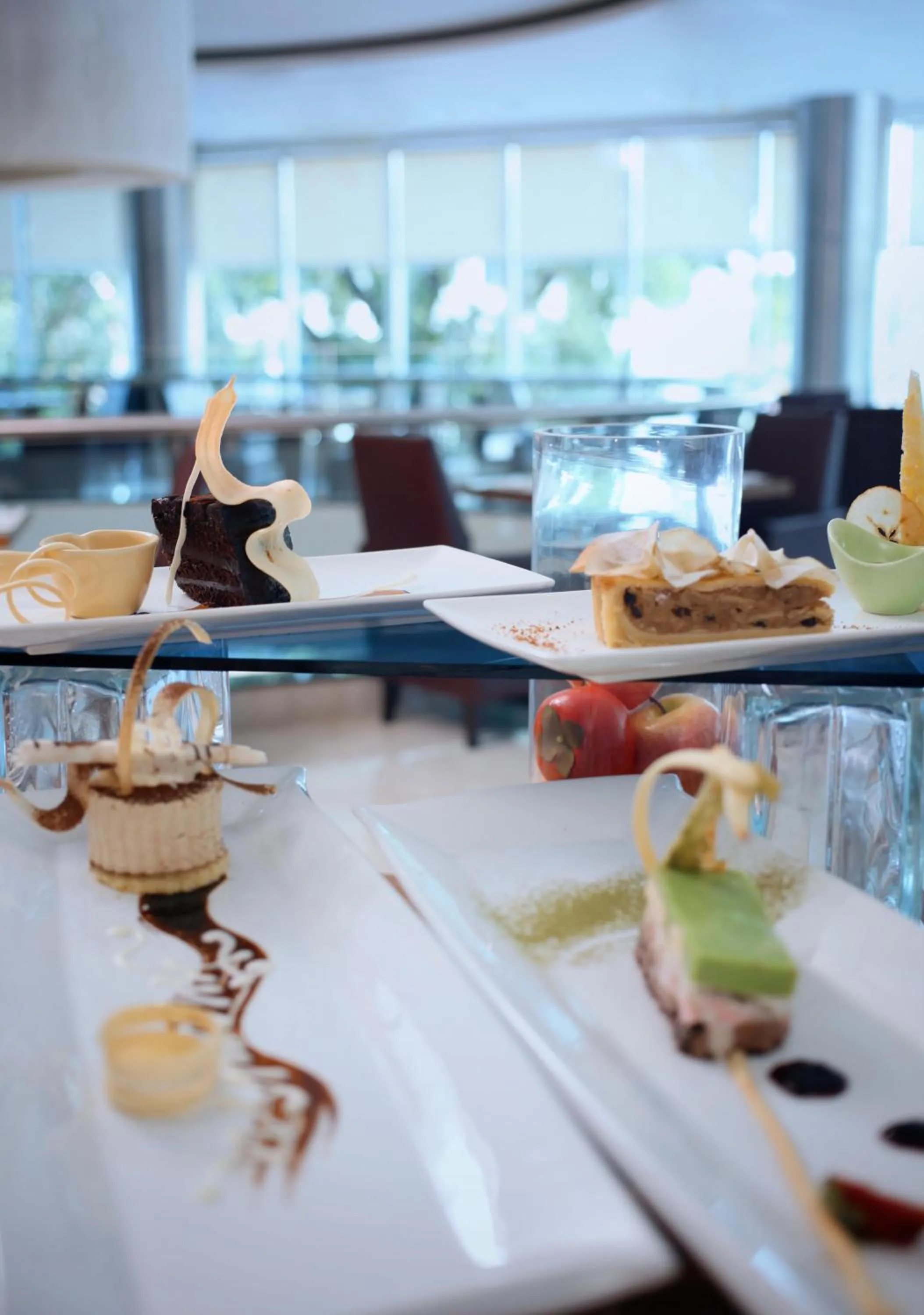 Restaurant/places to eat in Aston Makassar Hotel & Convention Center