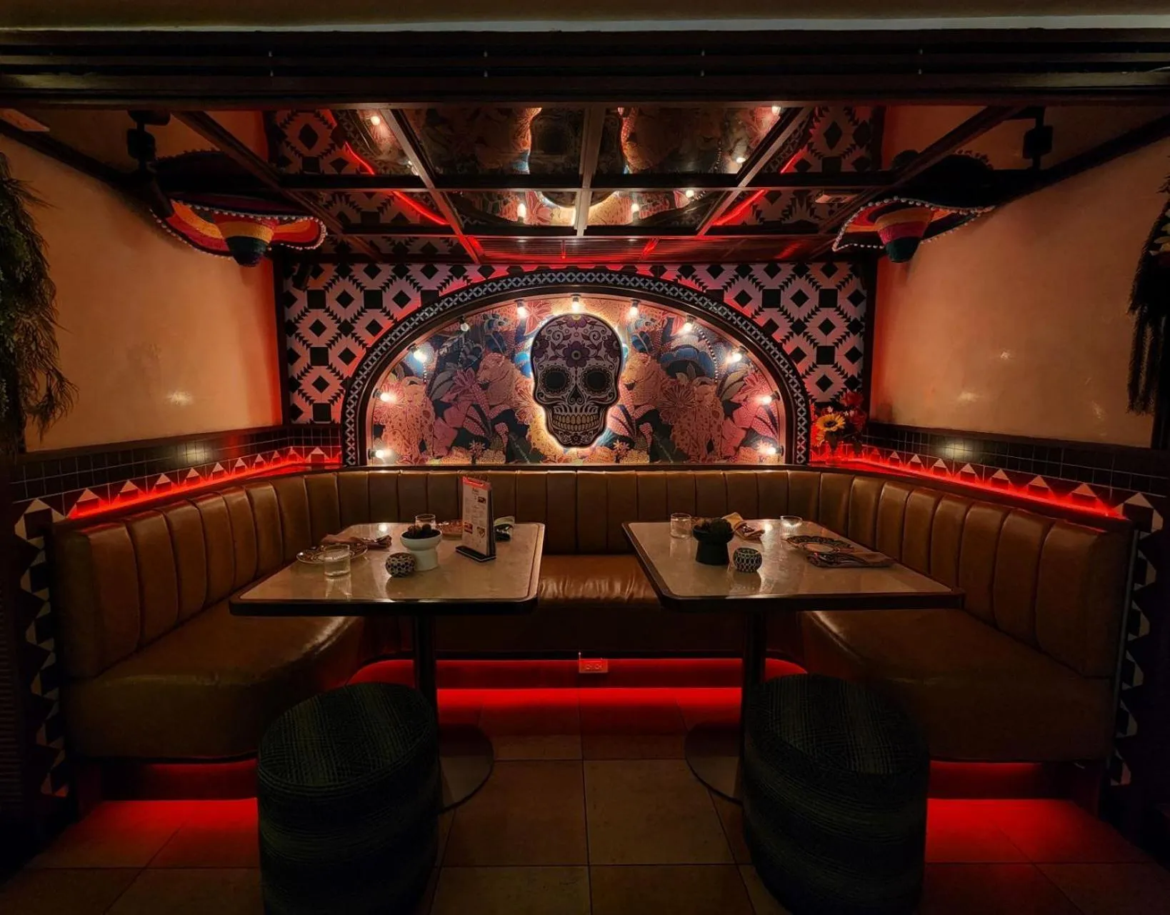 Restaurant/places to eat in La Petite Salil Sukhumvit 11