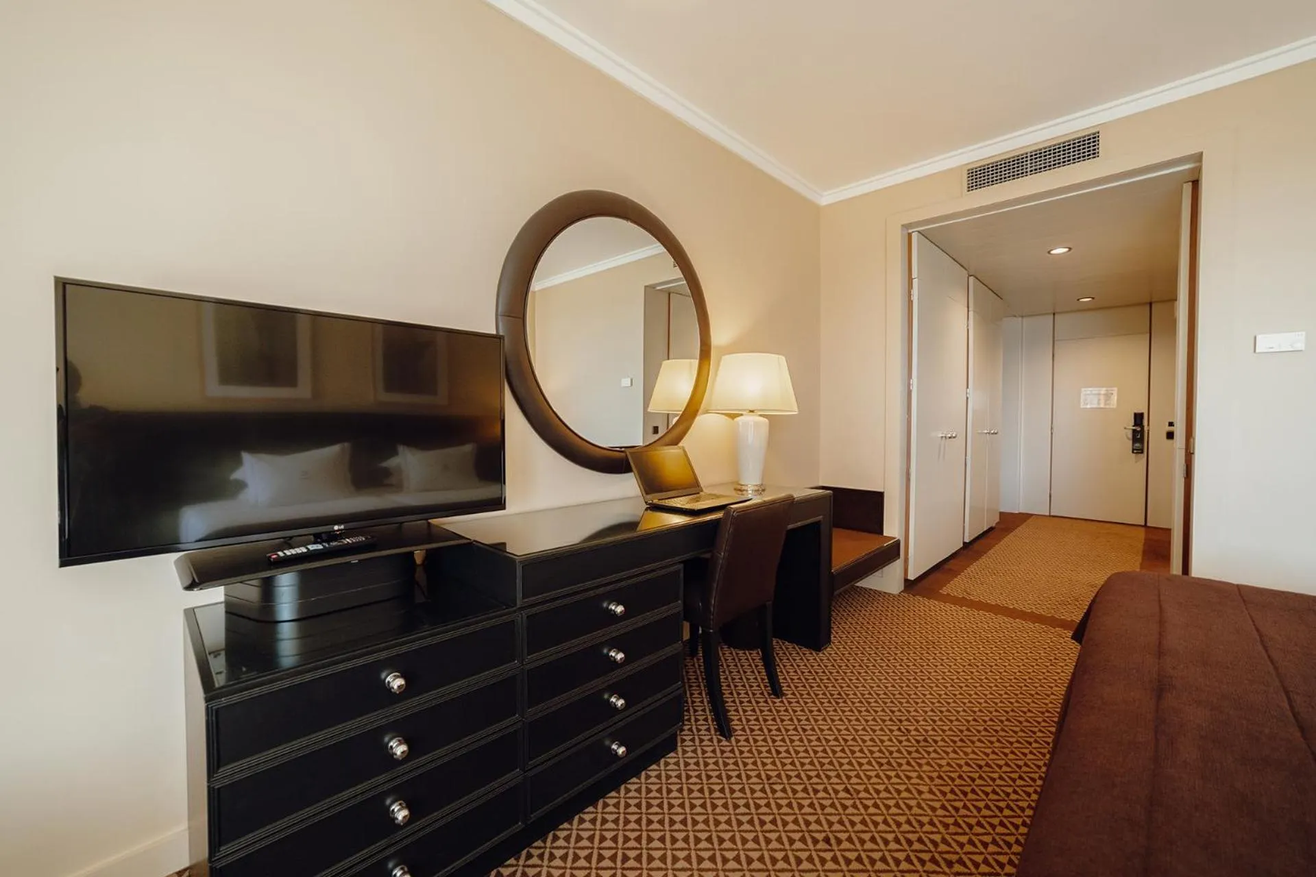 Bedroom in Hotel Solverde Spa and Wellness Center