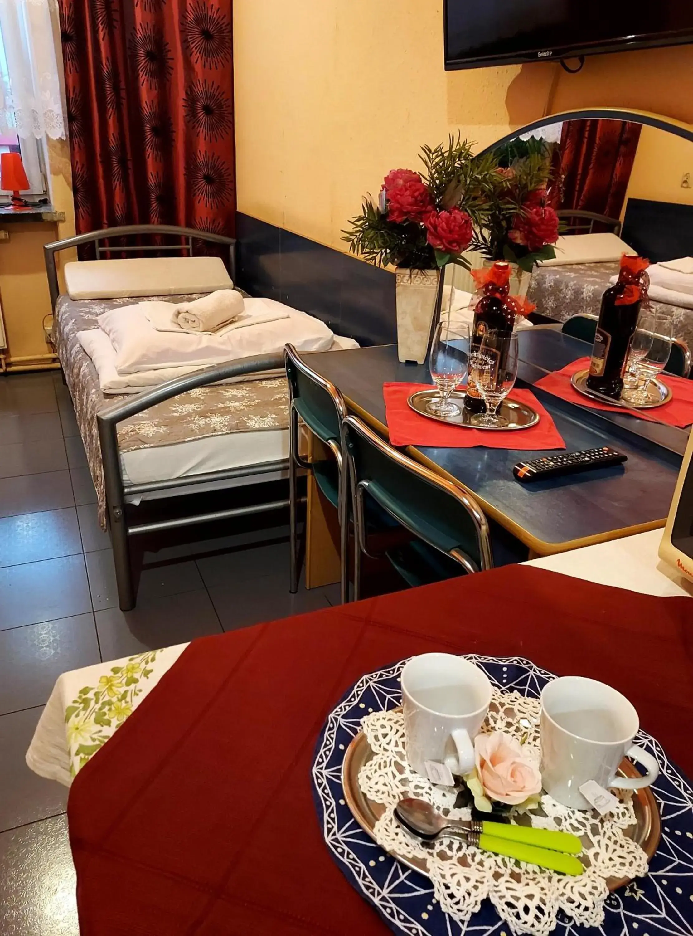 Triple Room - single occupancy in Pokoje Goscinne Koral Triple Room - single occupancy in Pokoje Goscinne Koral