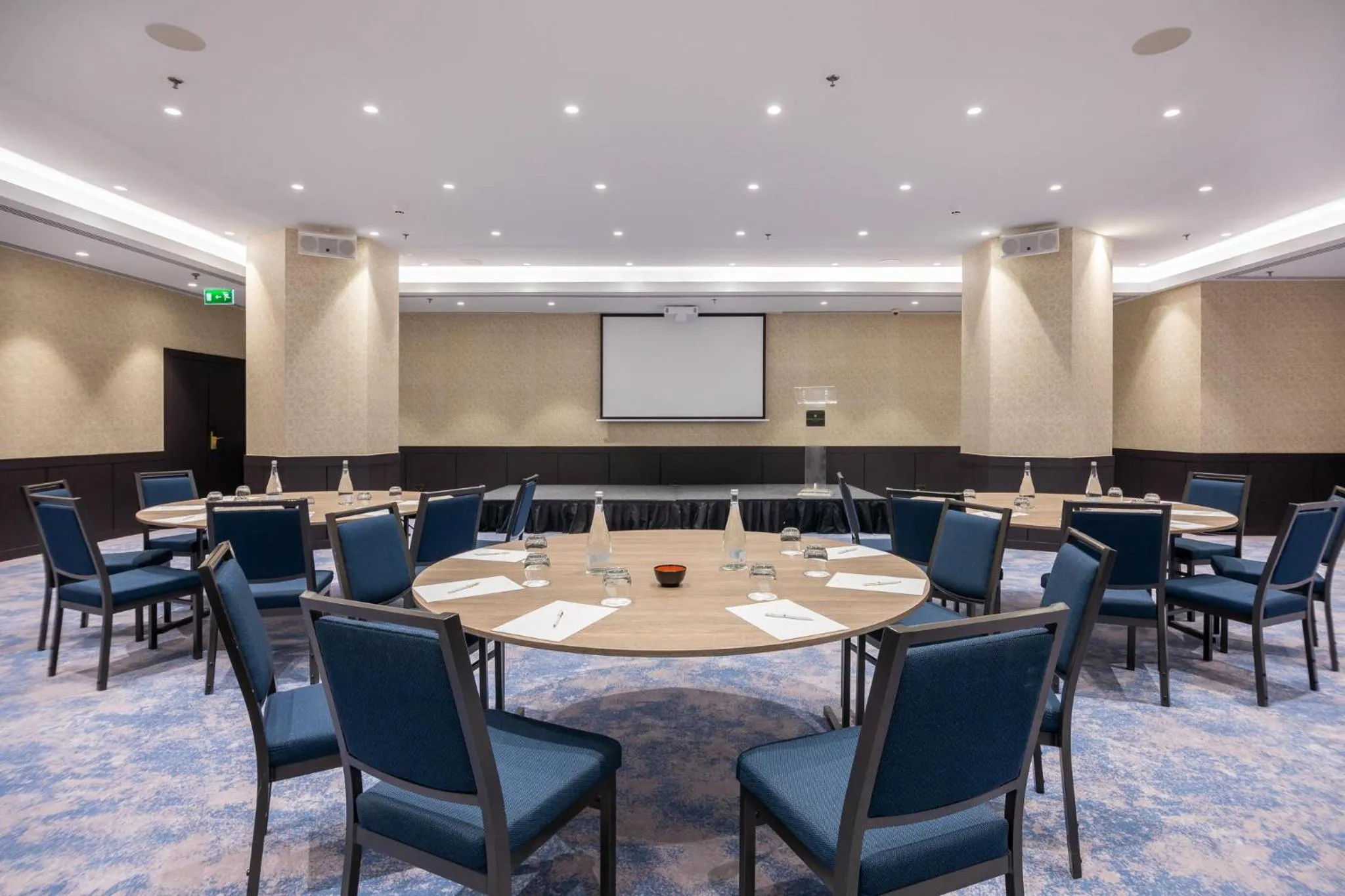 Meeting/conference room in InterContinental Lisbon by IHG