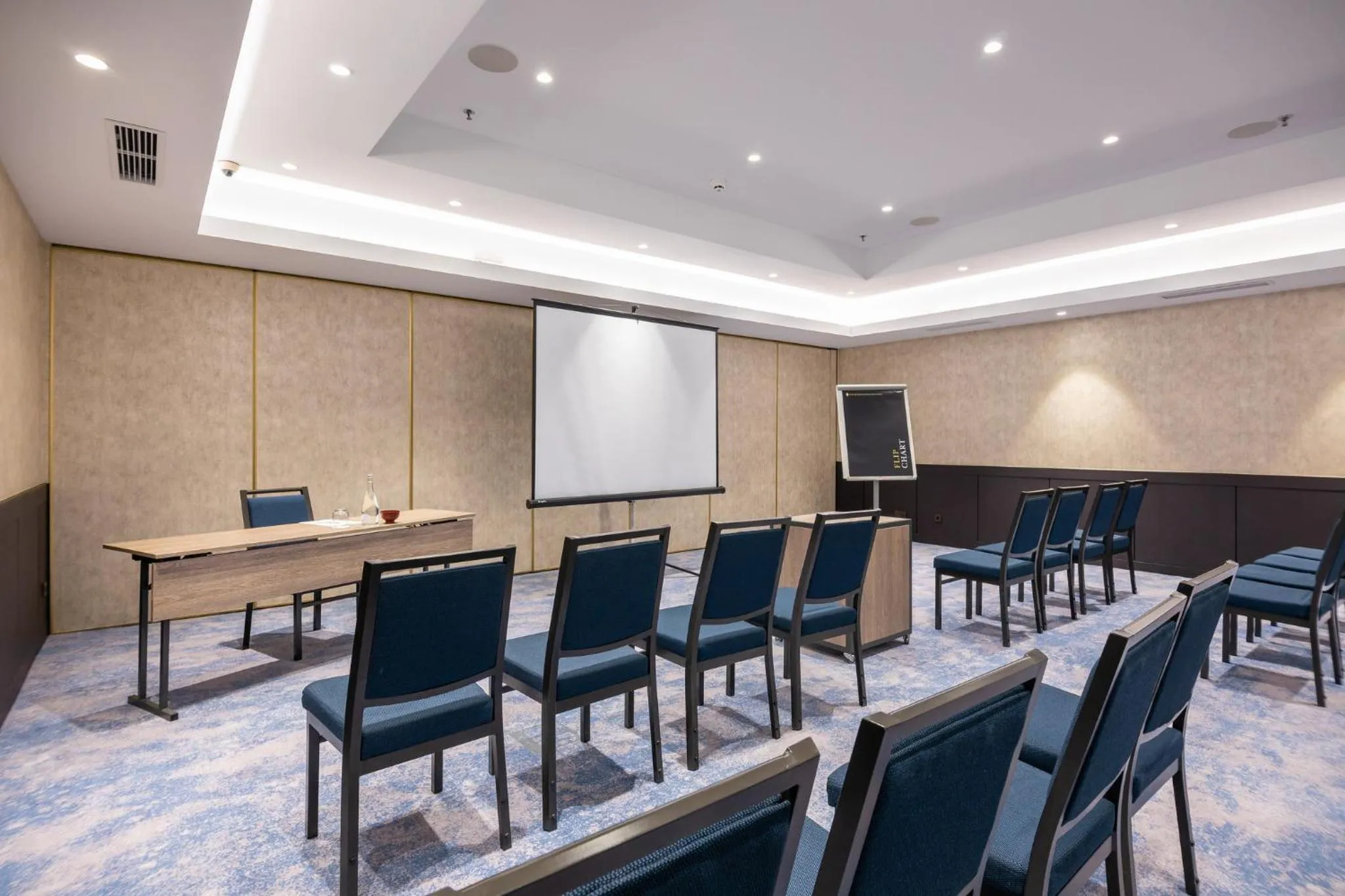 Meeting/conference room in InterContinental Lisbon by IHG