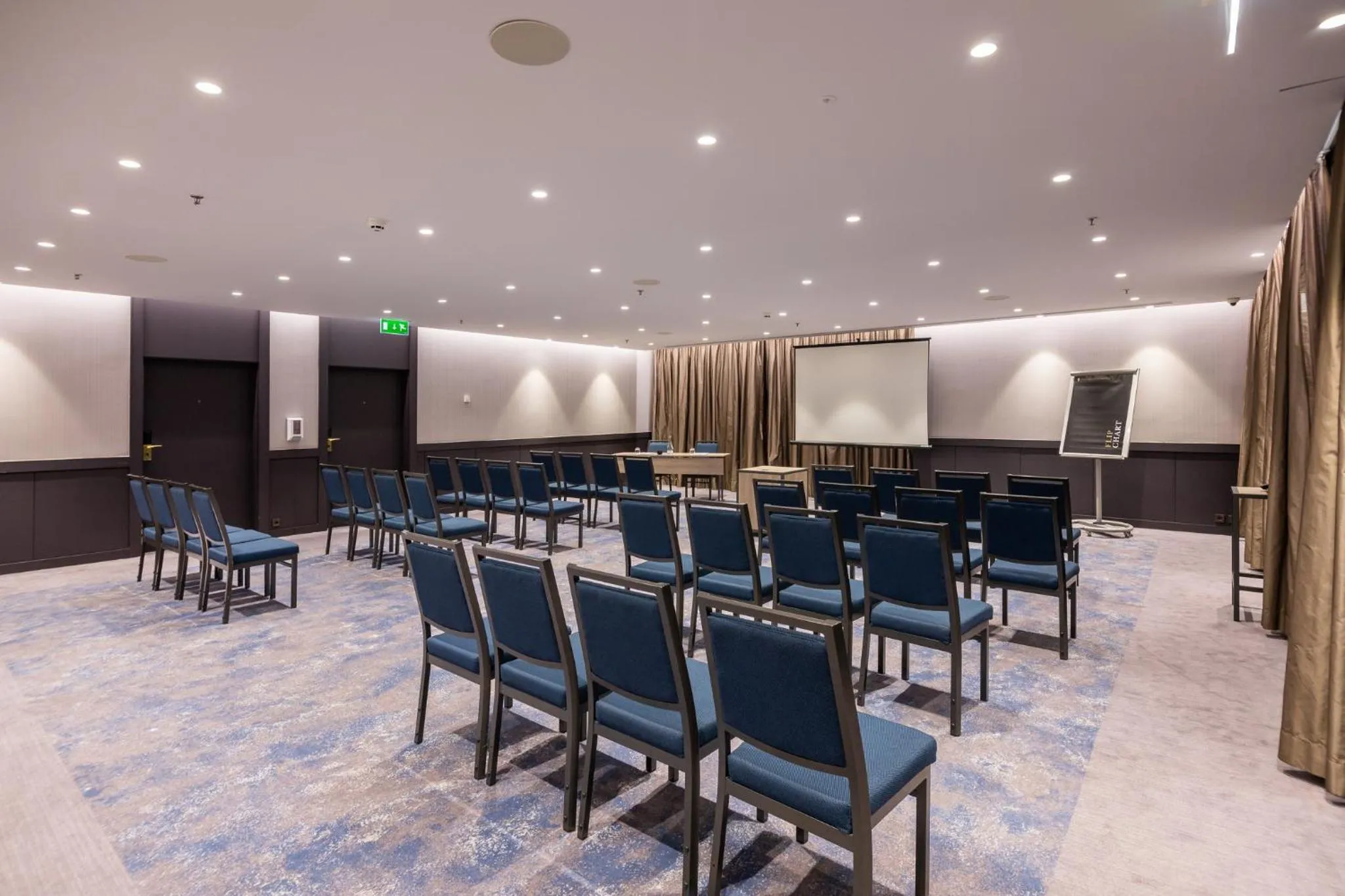 Meeting/conference room in InterContinental Lisbon by IHG