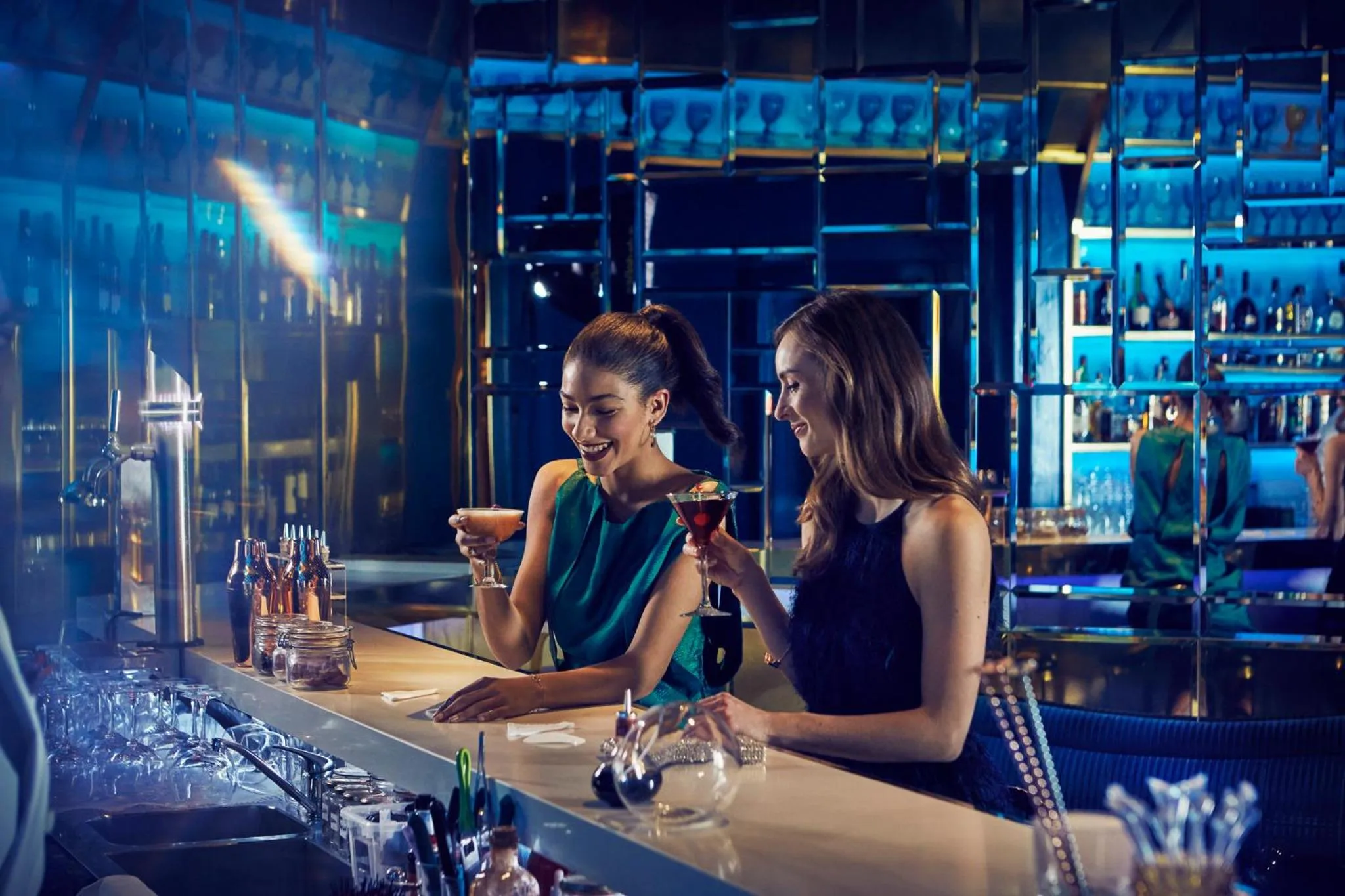 Lounge or bar in InterContinental Lisbon by IHG