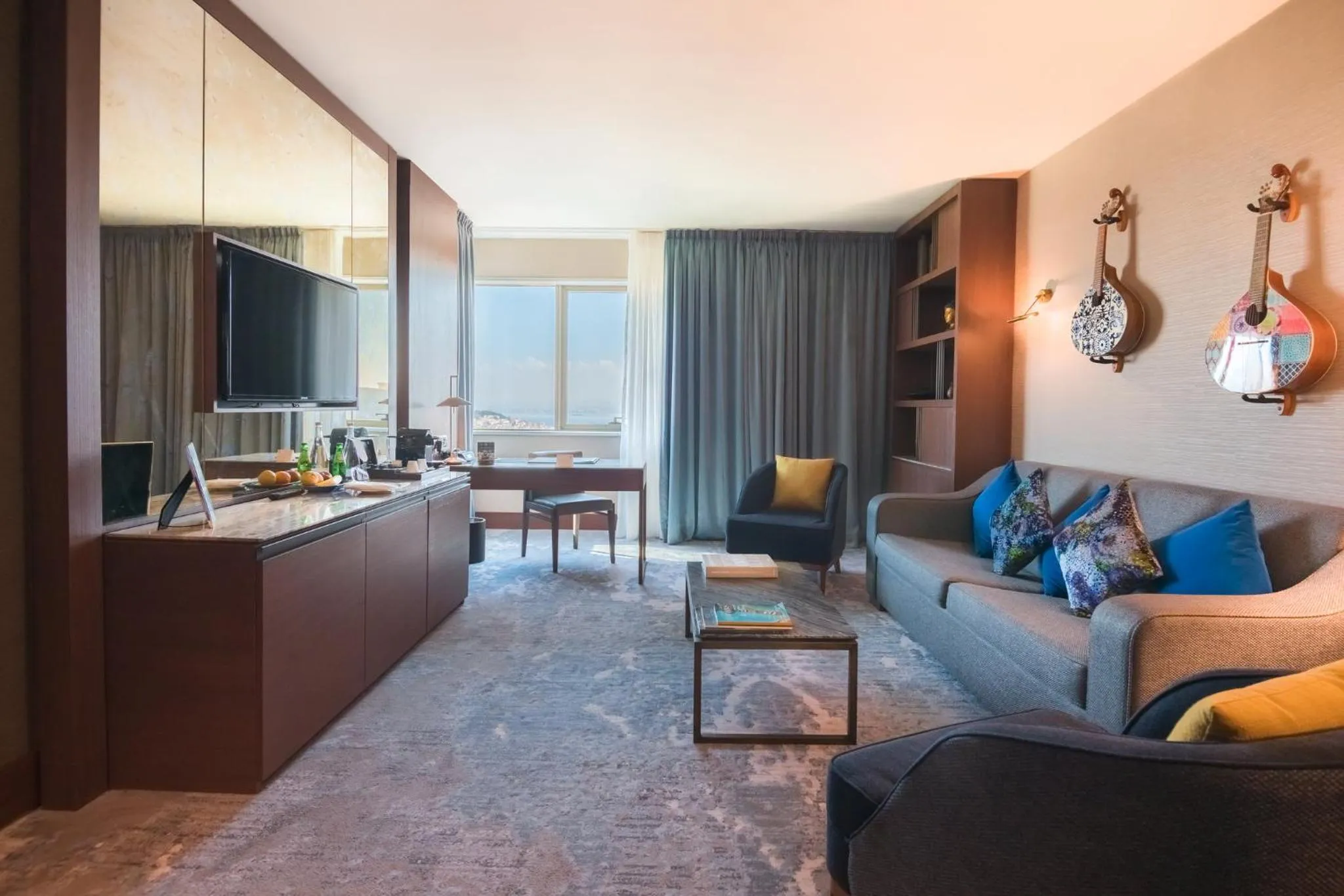 Photo of the whole room in InterContinental Lisbon by IHG