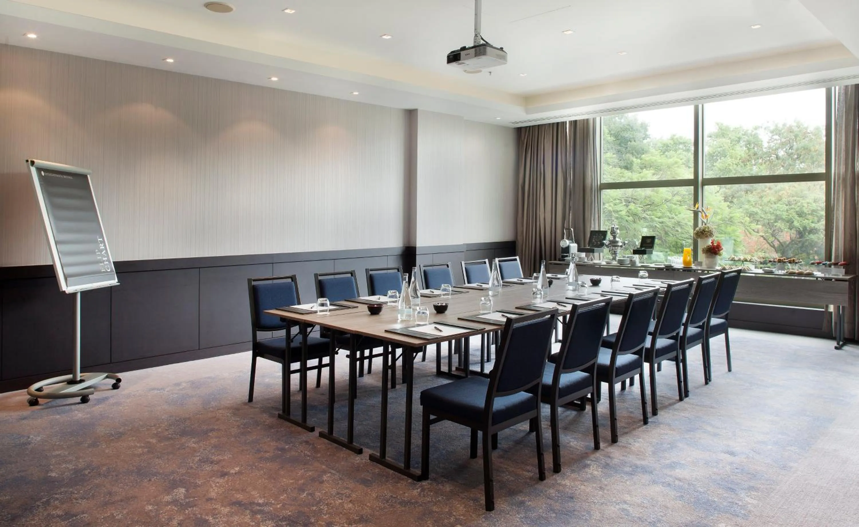 Meeting/conference room in InterContinental Lisbon by IHG
