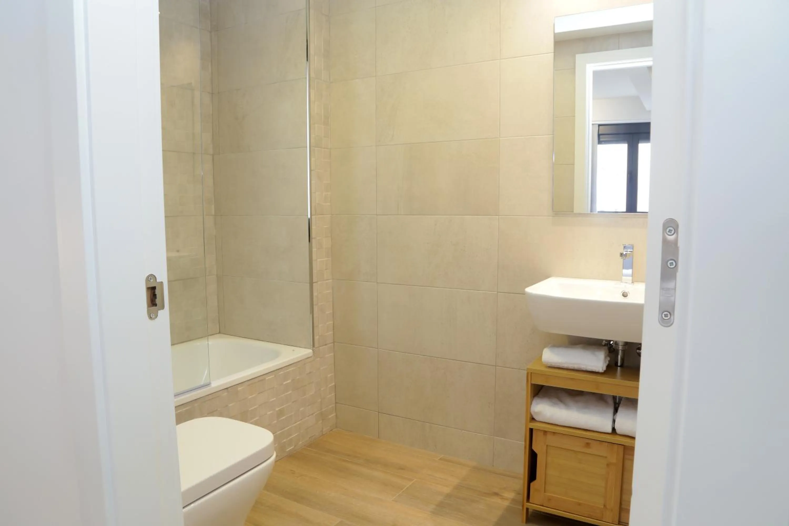 Toilet in Viviendas Oviedo Catedral