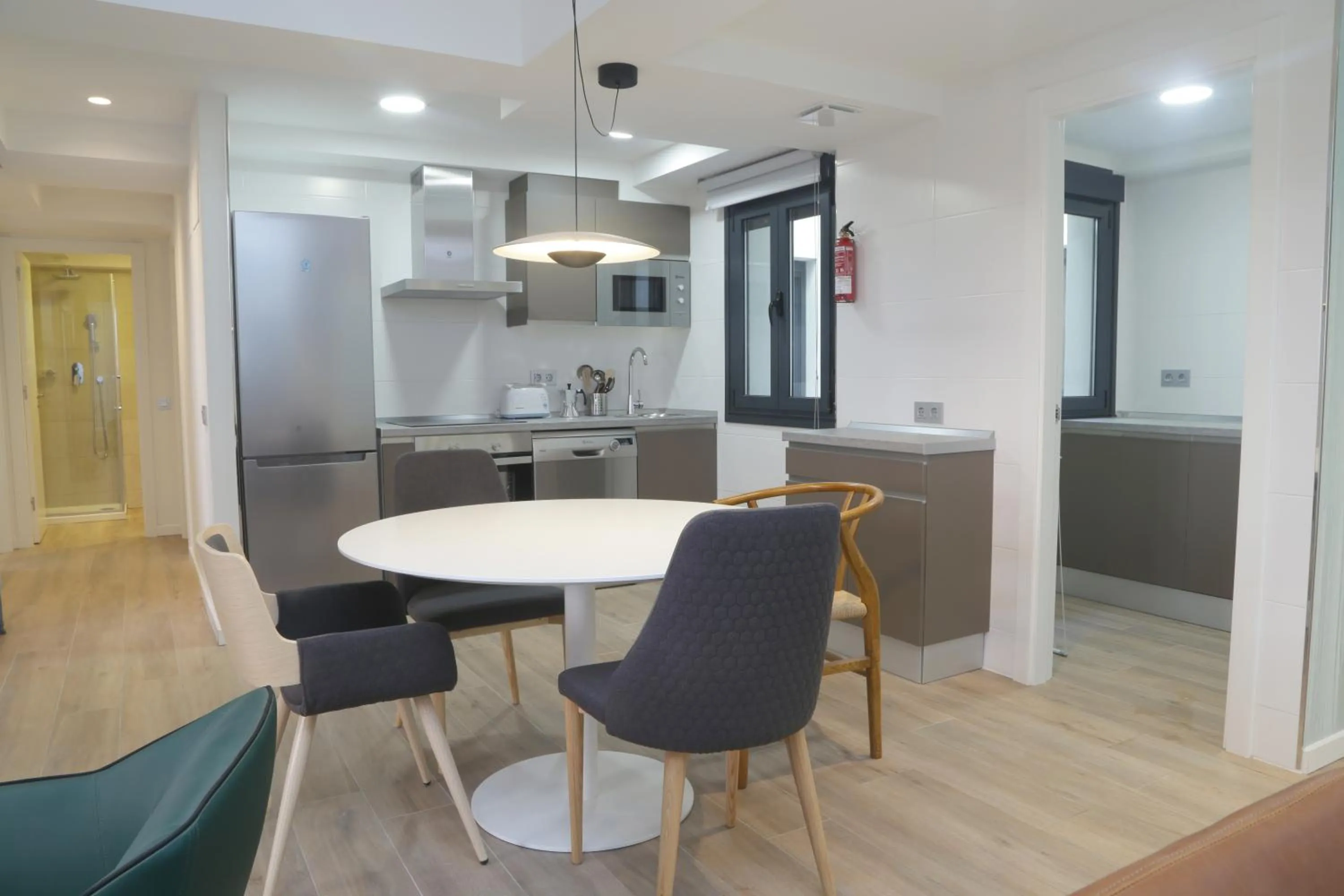 Kitchen or kitchenette in Viviendas Oviedo Catedral