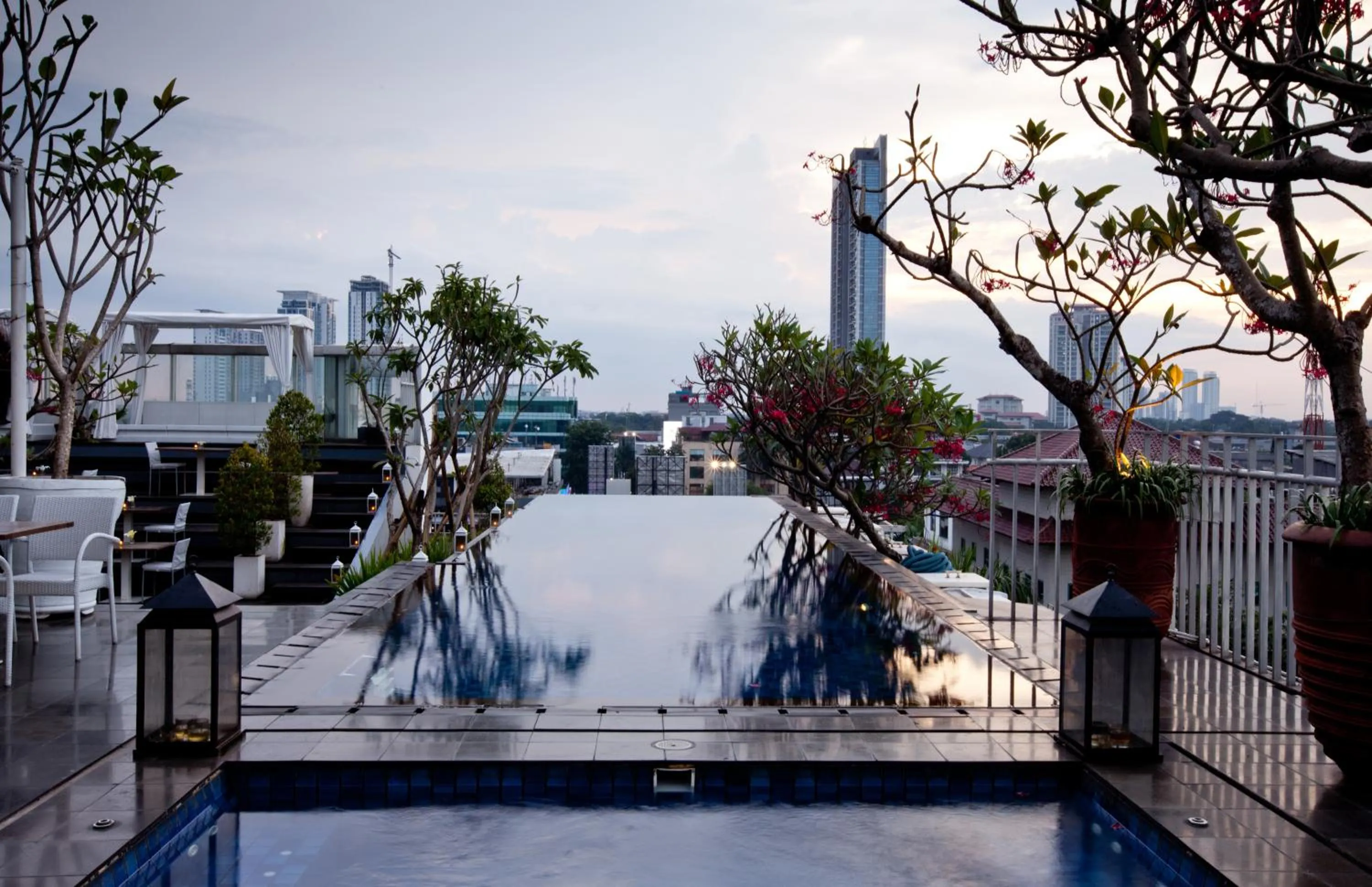 Swimming pool in Kemang Icon