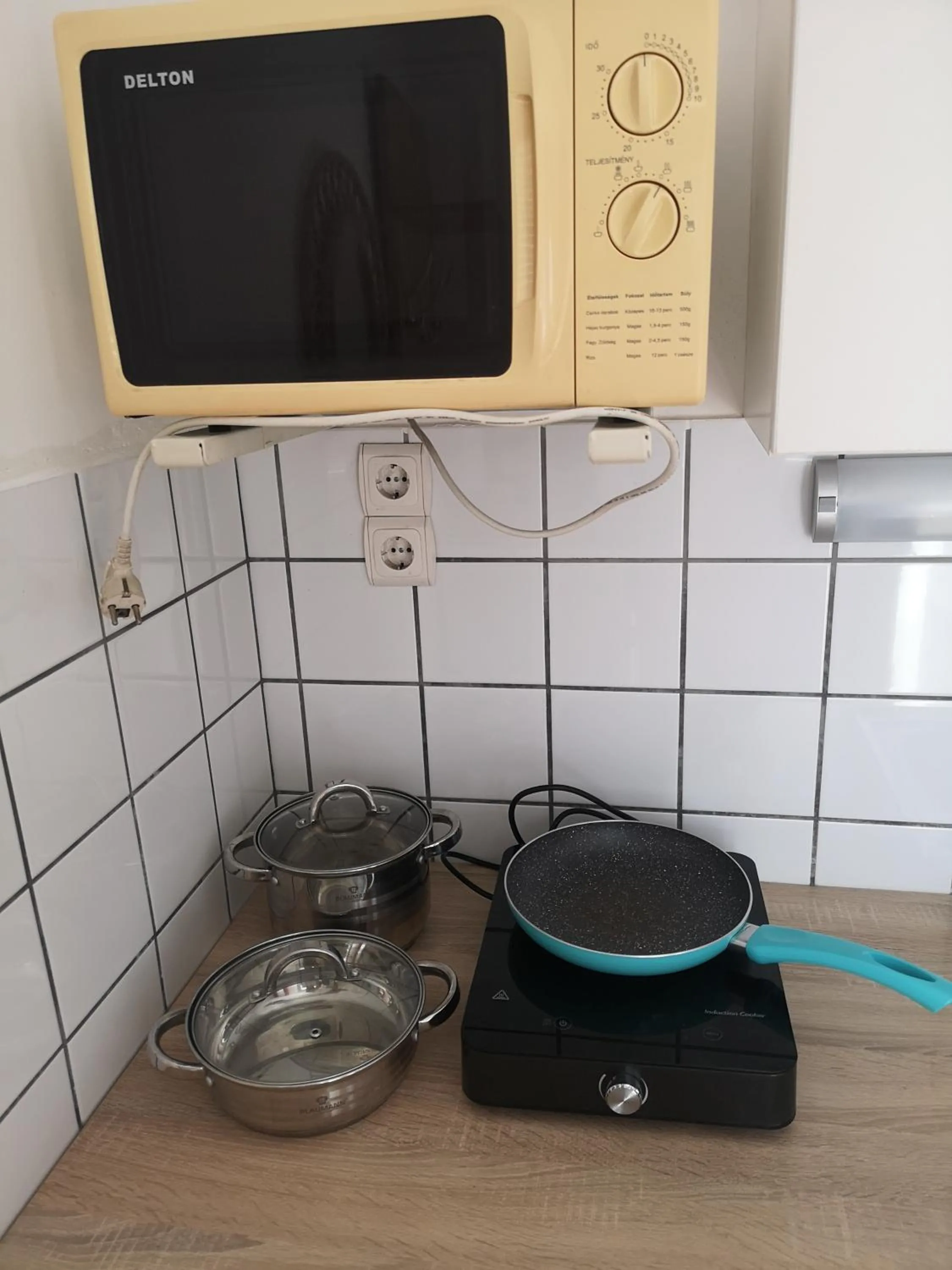 Kitchen or kitchenette in Apartman Kaszás Garden