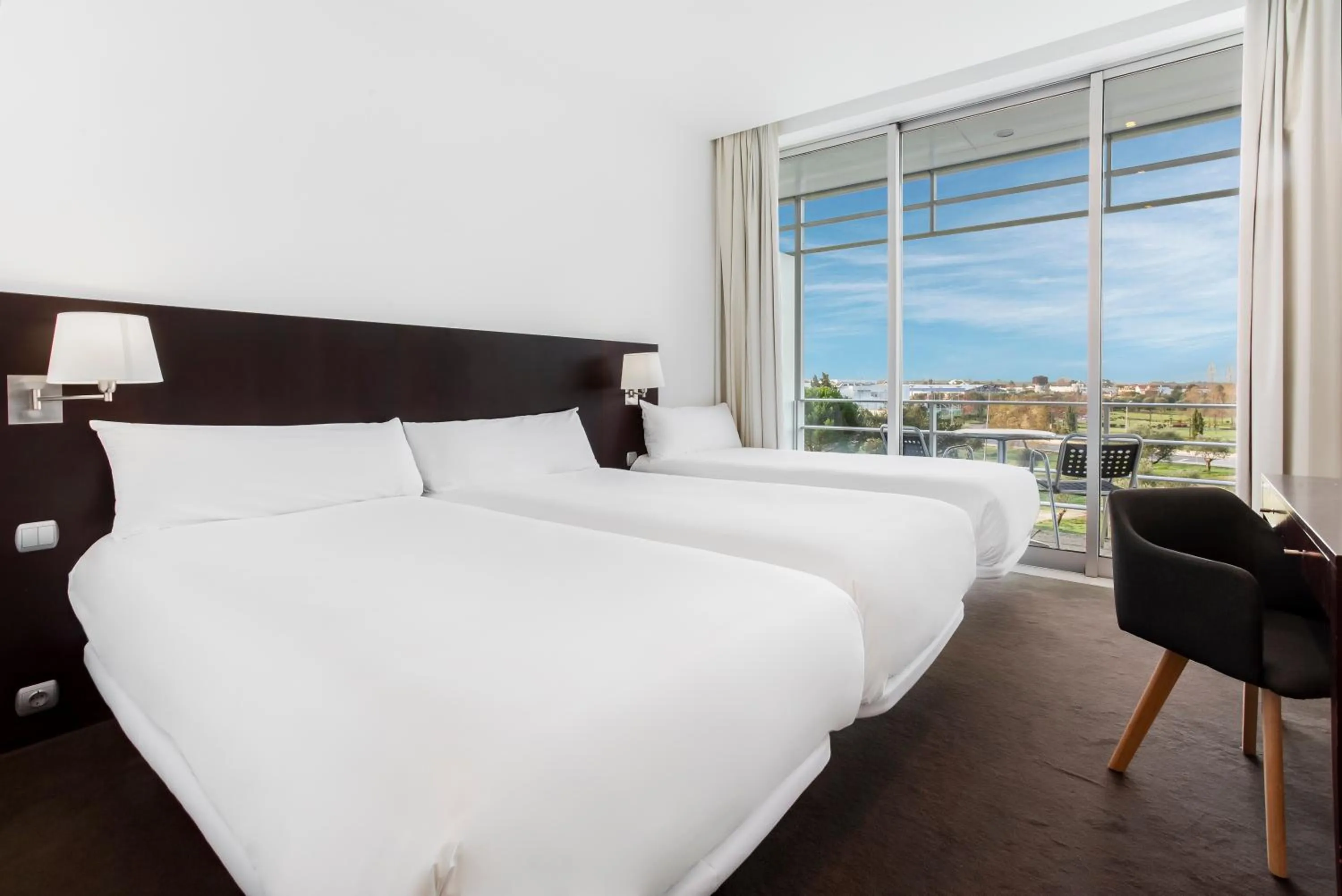 Bed in B&B HOTEL Cantanhede Coimbra