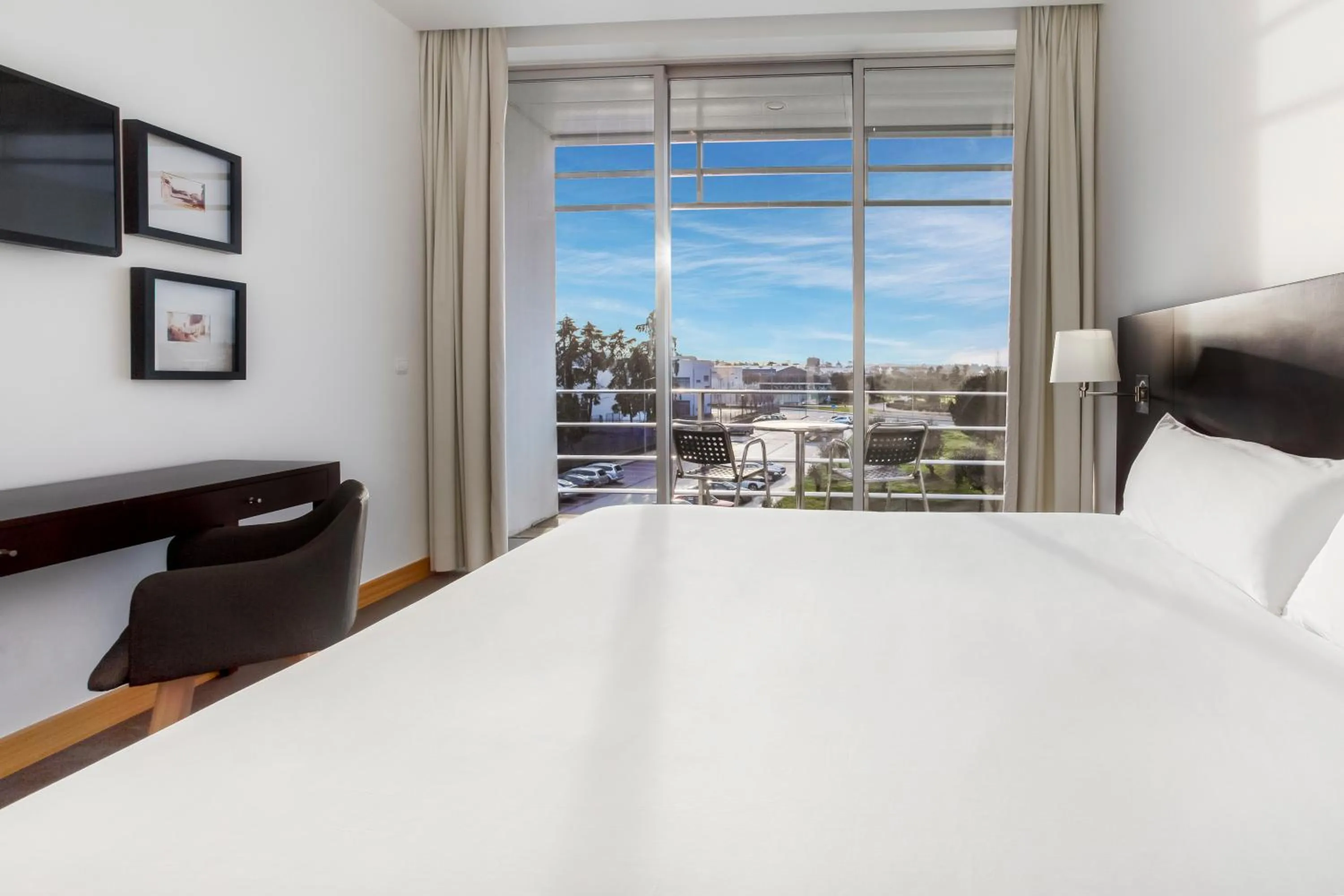 Bed in B&B HOTEL Cantanhede Coimbra