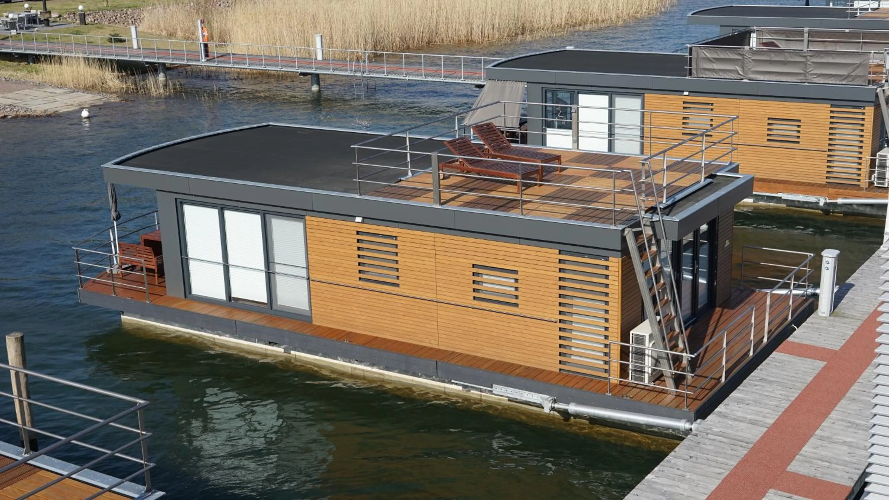 Property building in Hausboot Harmonie