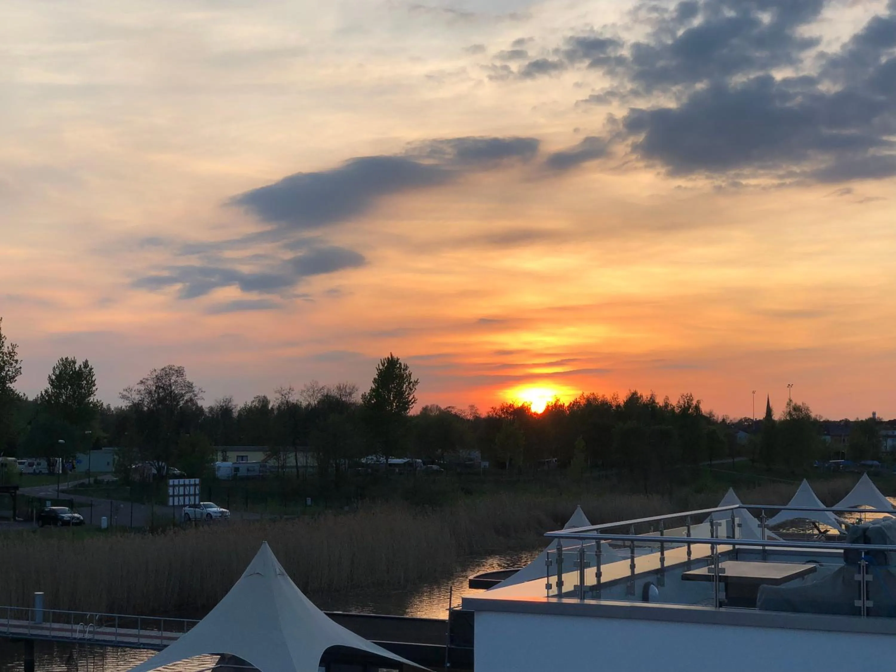 Sunset in Hausboot Harmonie