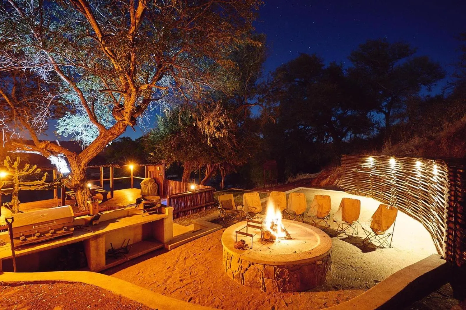 Restaurant/places to eat in Parsons Hilltop Safari Camp