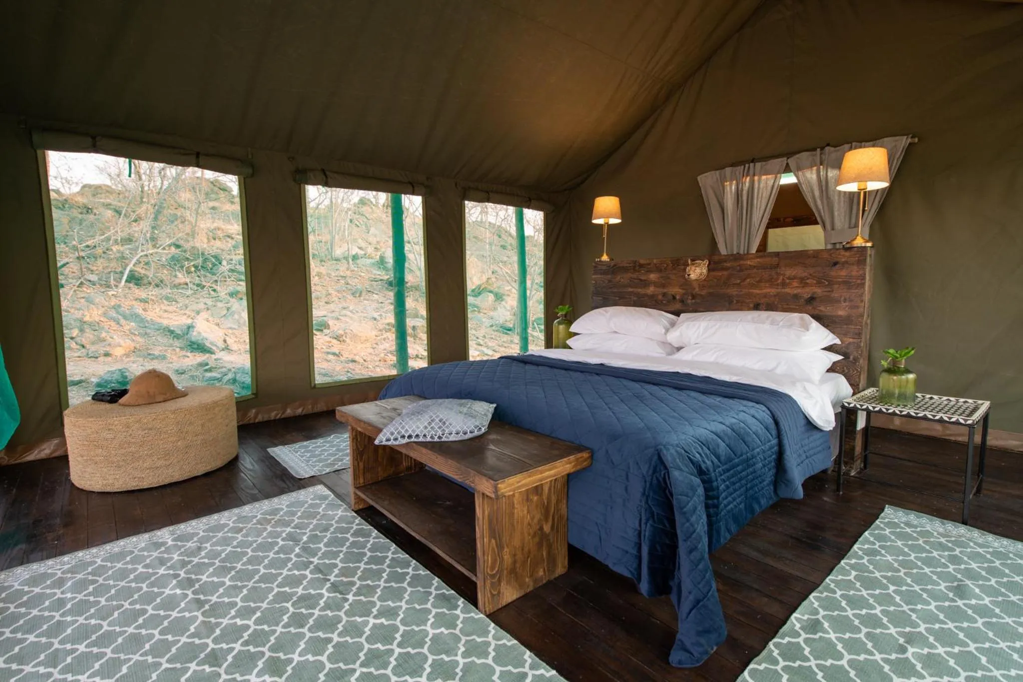 Photo of the whole room, Bed in Parsons Hilltop Safari Camp