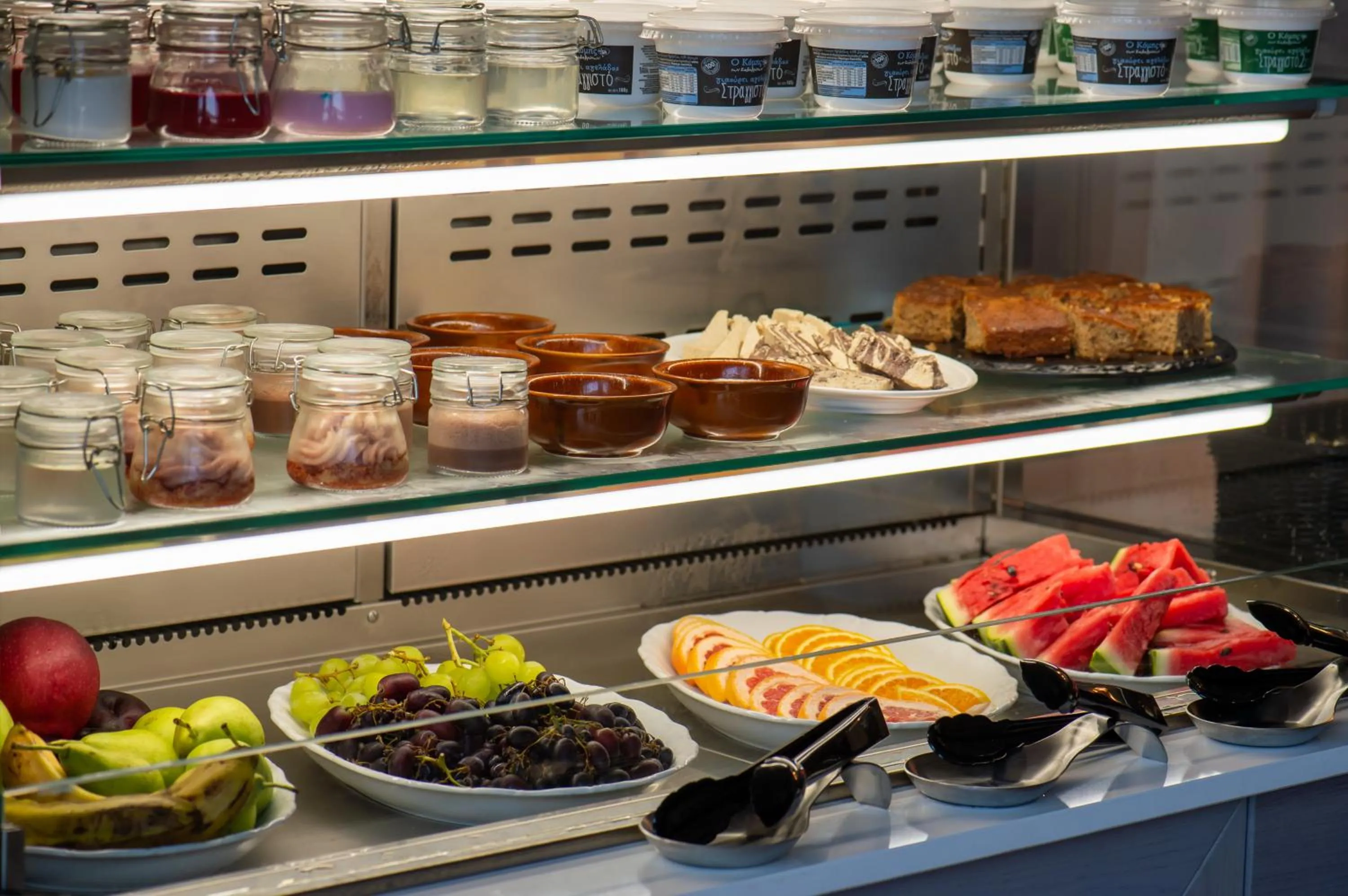 Restaurant/places to eat in My Way Hotel & Events