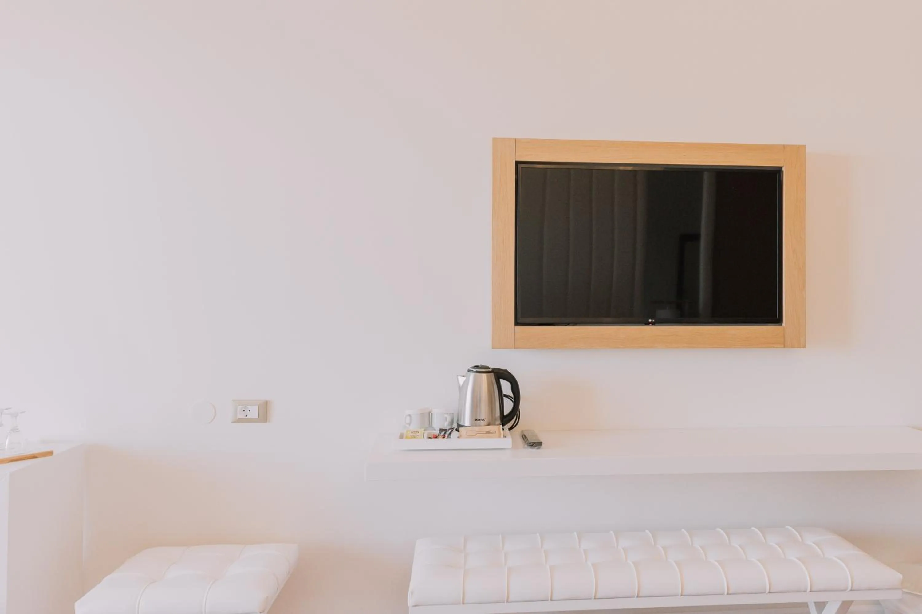 TV and multimedia, Bed in My Way Hotel & Events