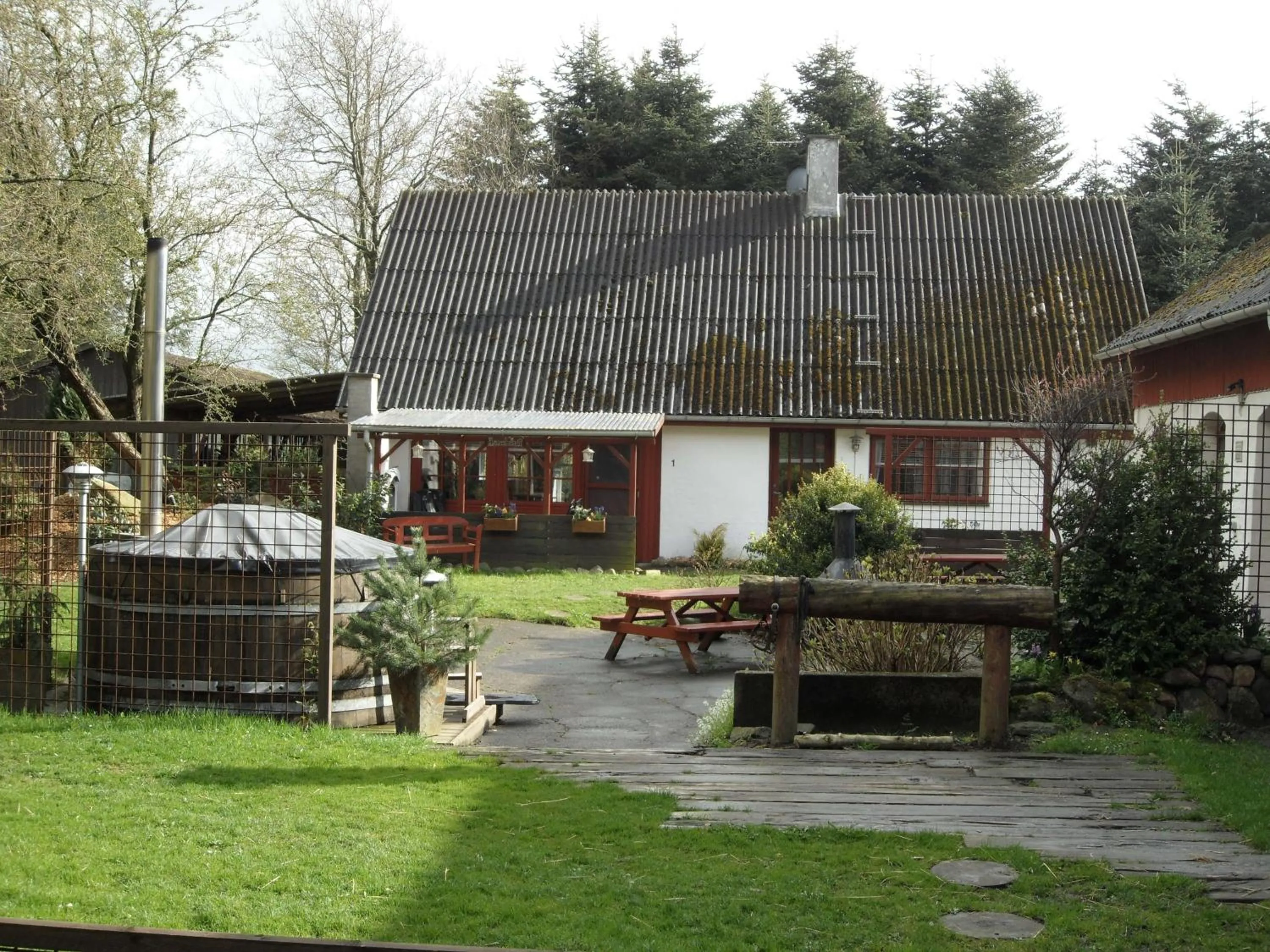 Facade/entrance in Lille Degnbøl Holiday House