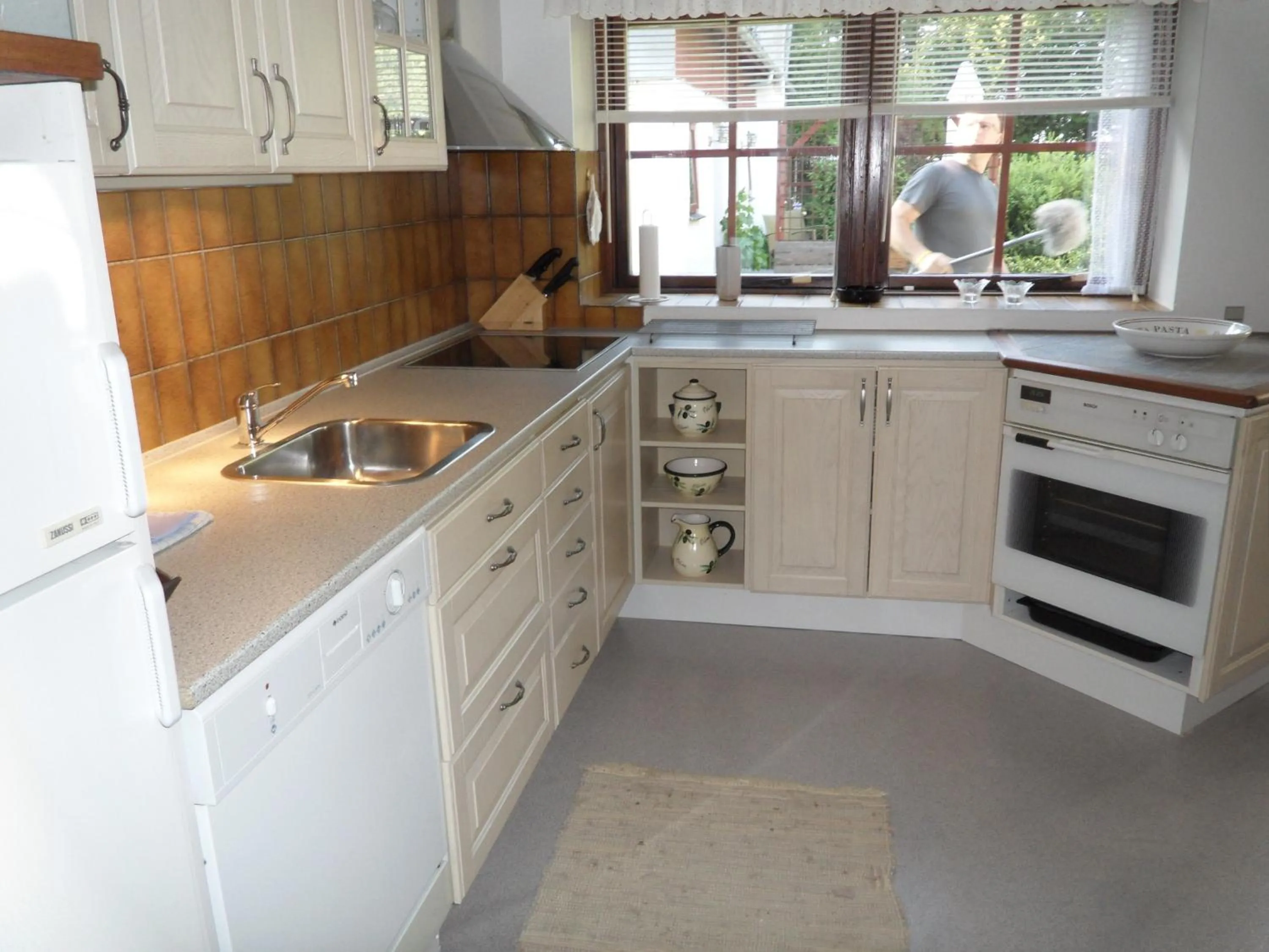 Kitchen or kitchenette in Lille Degnbøl Holiday House