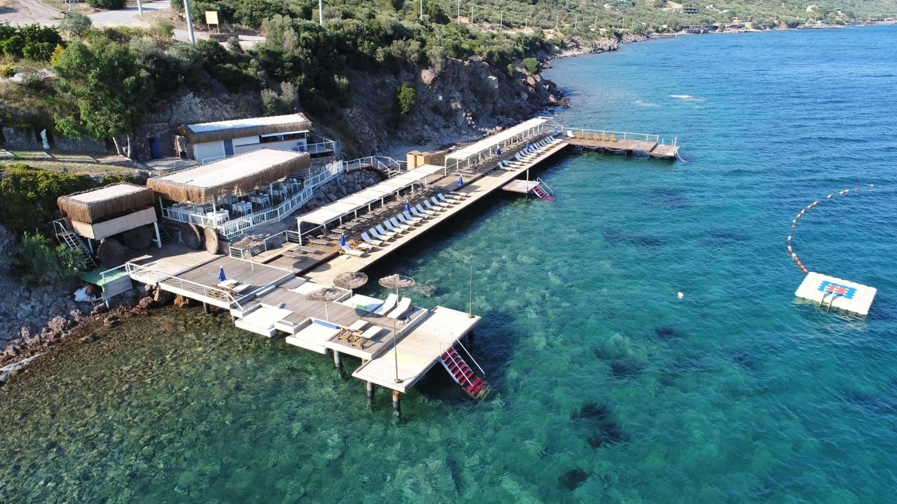 Restaurant/places to eat in Assos Longevity Hotel
