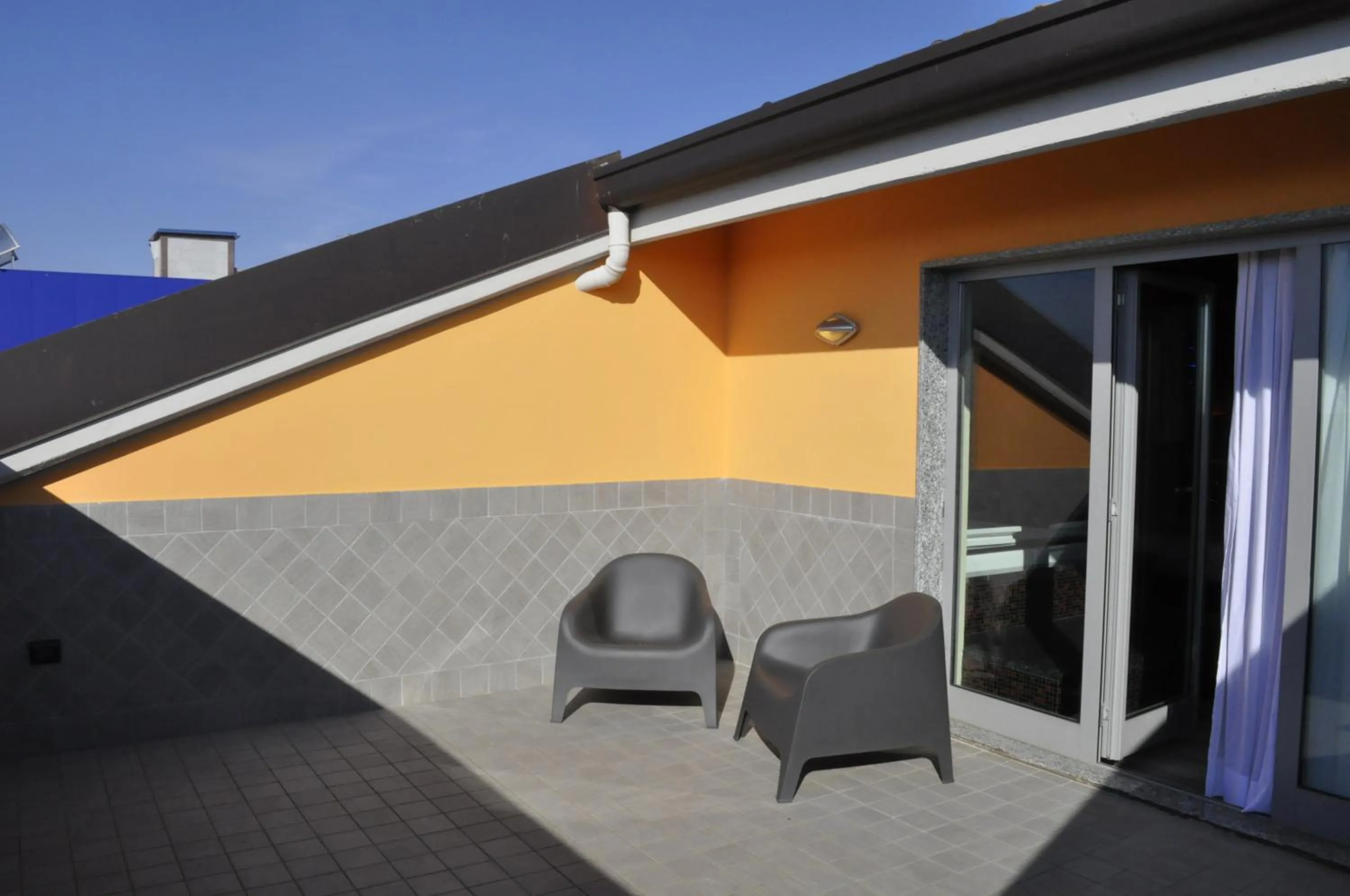 Balcony/Terrace in Hotel Motel 2