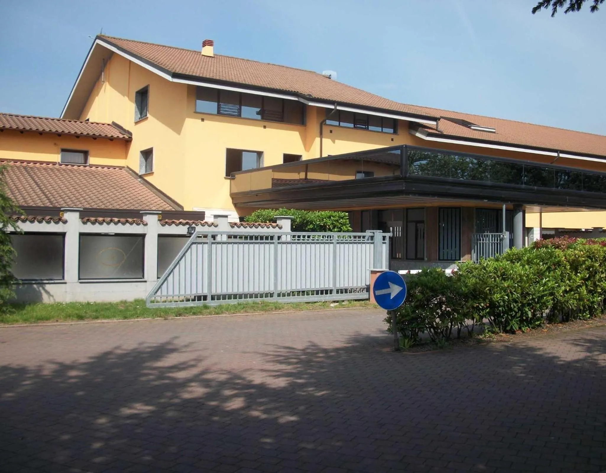 Facade/entrance in Hotel Motel 2