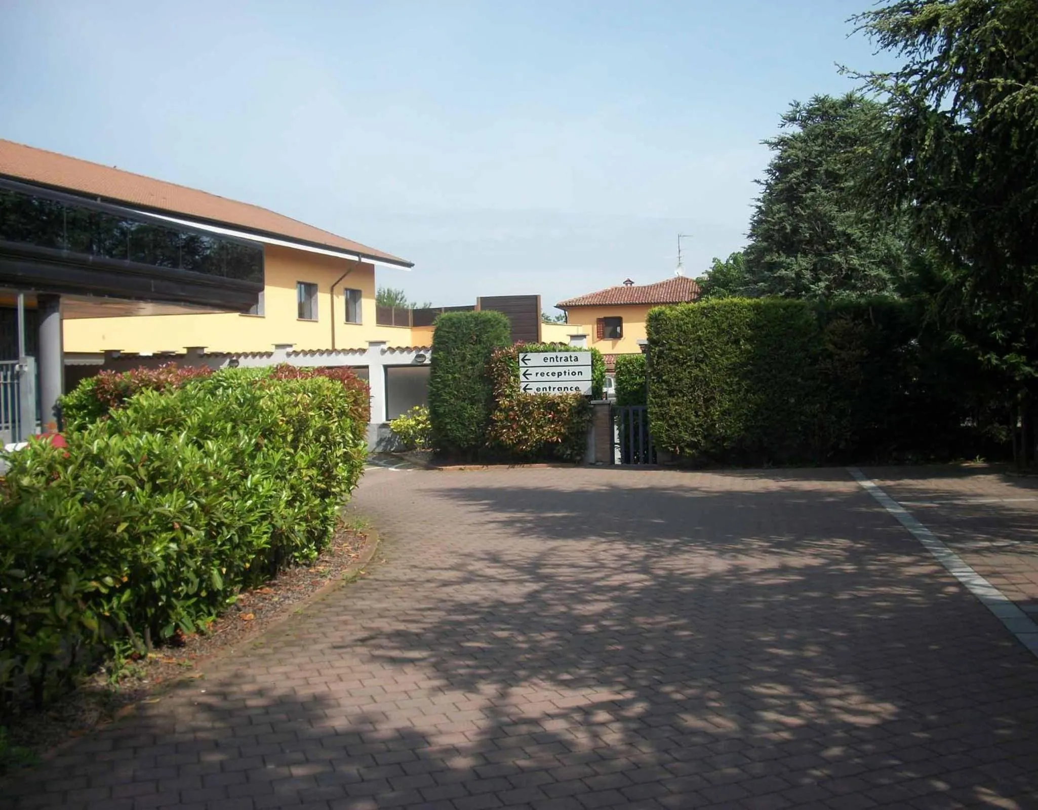 Facade/entrance in Hotel Motel 2